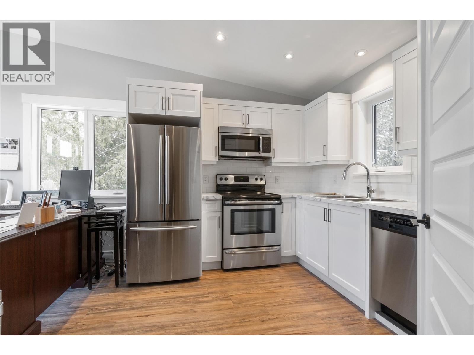 4125 Eagle Bay Road, Eagle Bay, British Columbia  V0E 1T0 - Photo 51 - 10375573