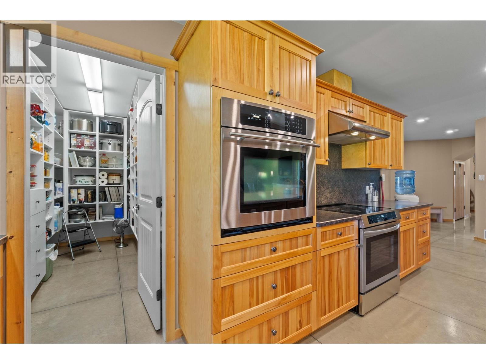 152 Salmon River Road, Salmon Arm, British Columbia  V1E 3E3 - Photo 14 - 10376294