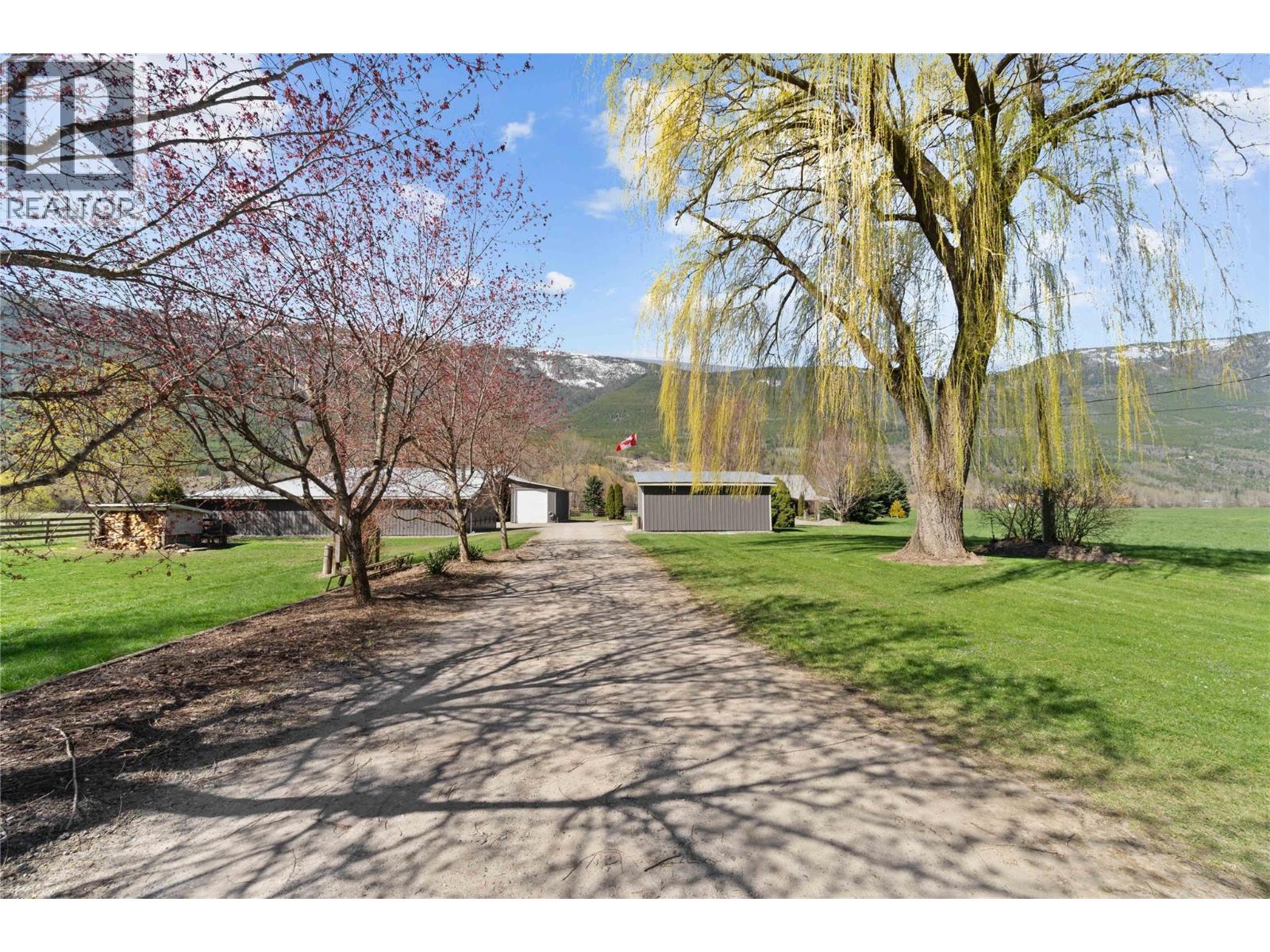 152 Salmon River Road, Salmon Arm, British Columbia  V1E 3E3 - Photo 45 - 10376294