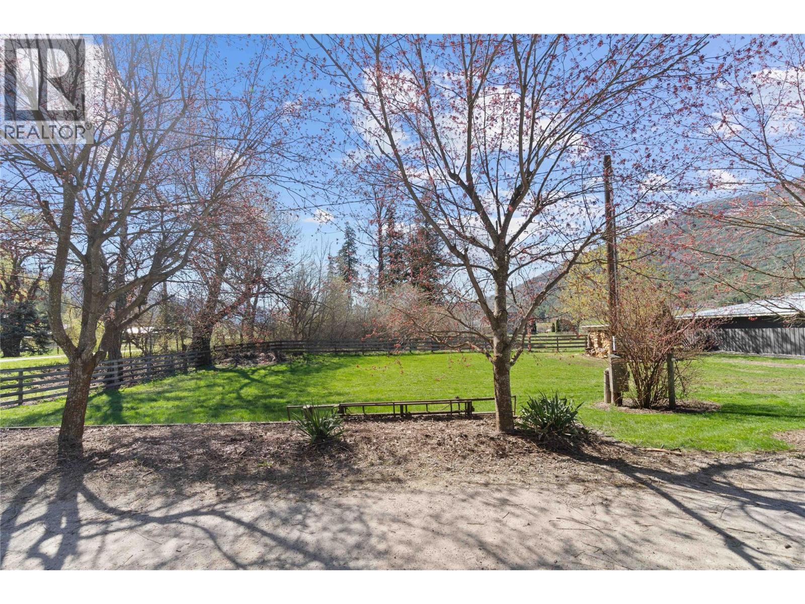 152 Salmon River Road, Salmon Arm, British Columbia  V1E 3E3 - Photo 47 - 10376292