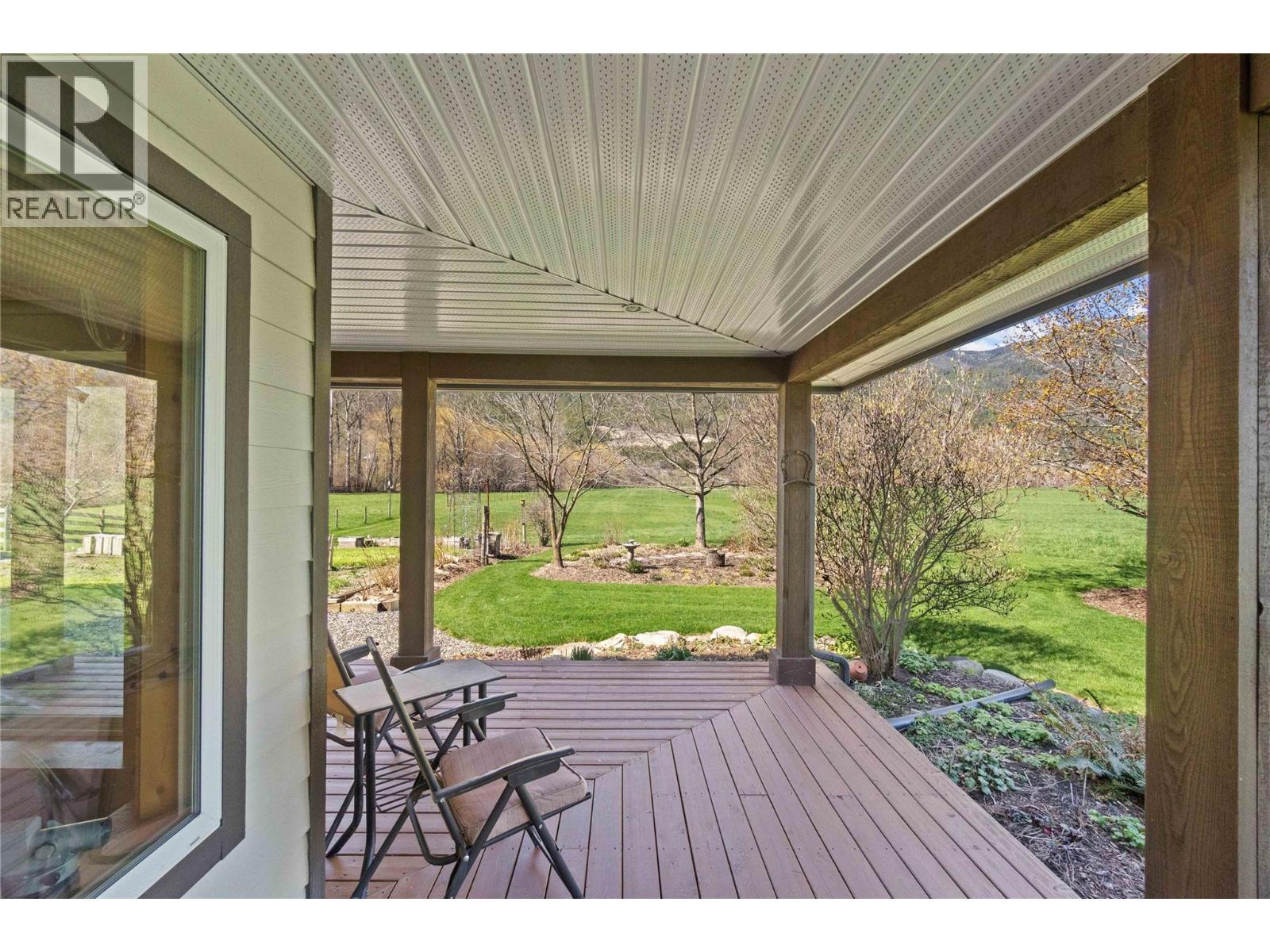 152 Salmon River Road, Salmon Arm, British Columbia  V1E 3E3 - Photo 69 - 10376292