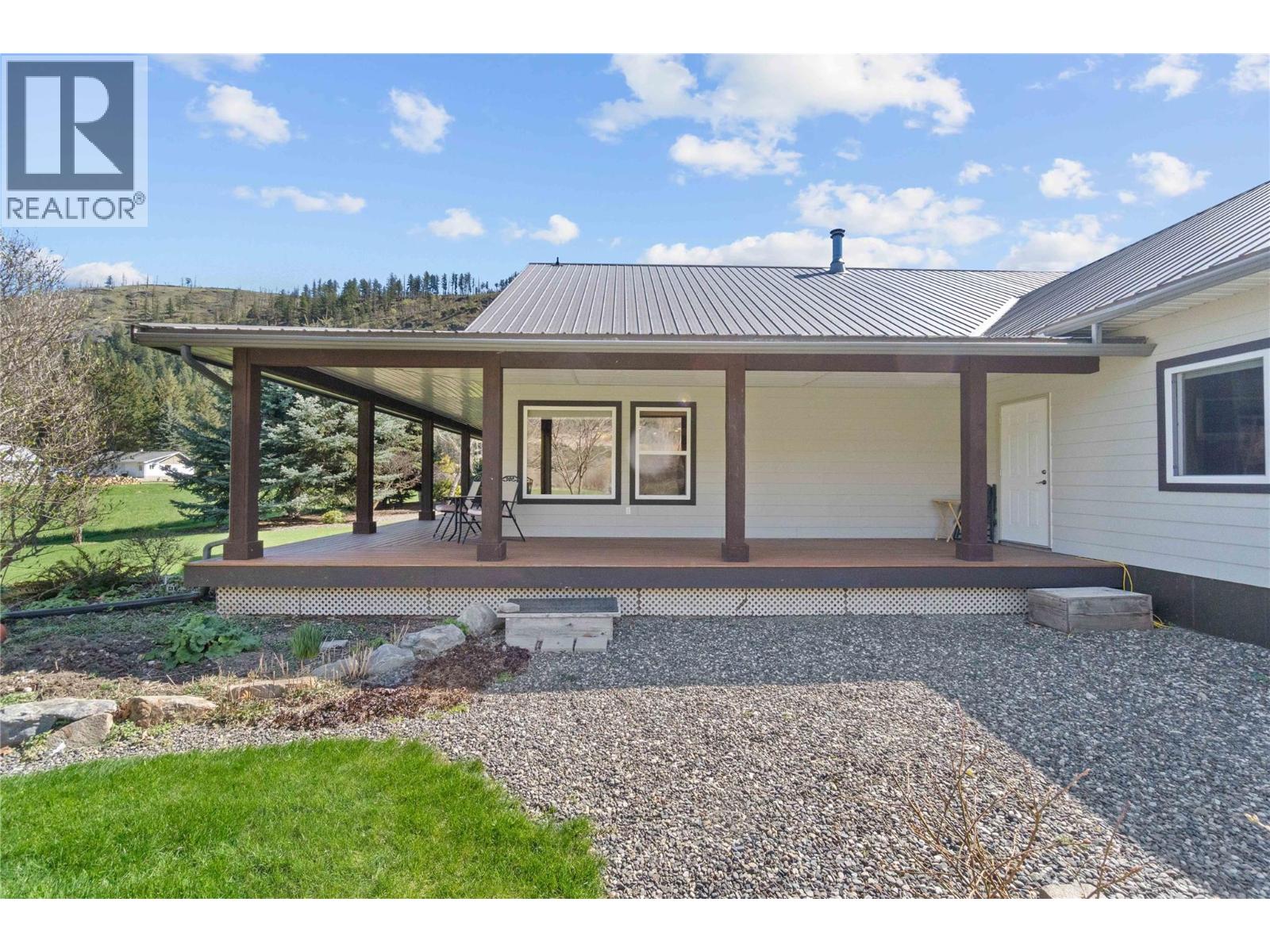 152 Salmon River Road, Salmon Arm, British Columbia  V1E 3E3 - Photo 72 - 10376292