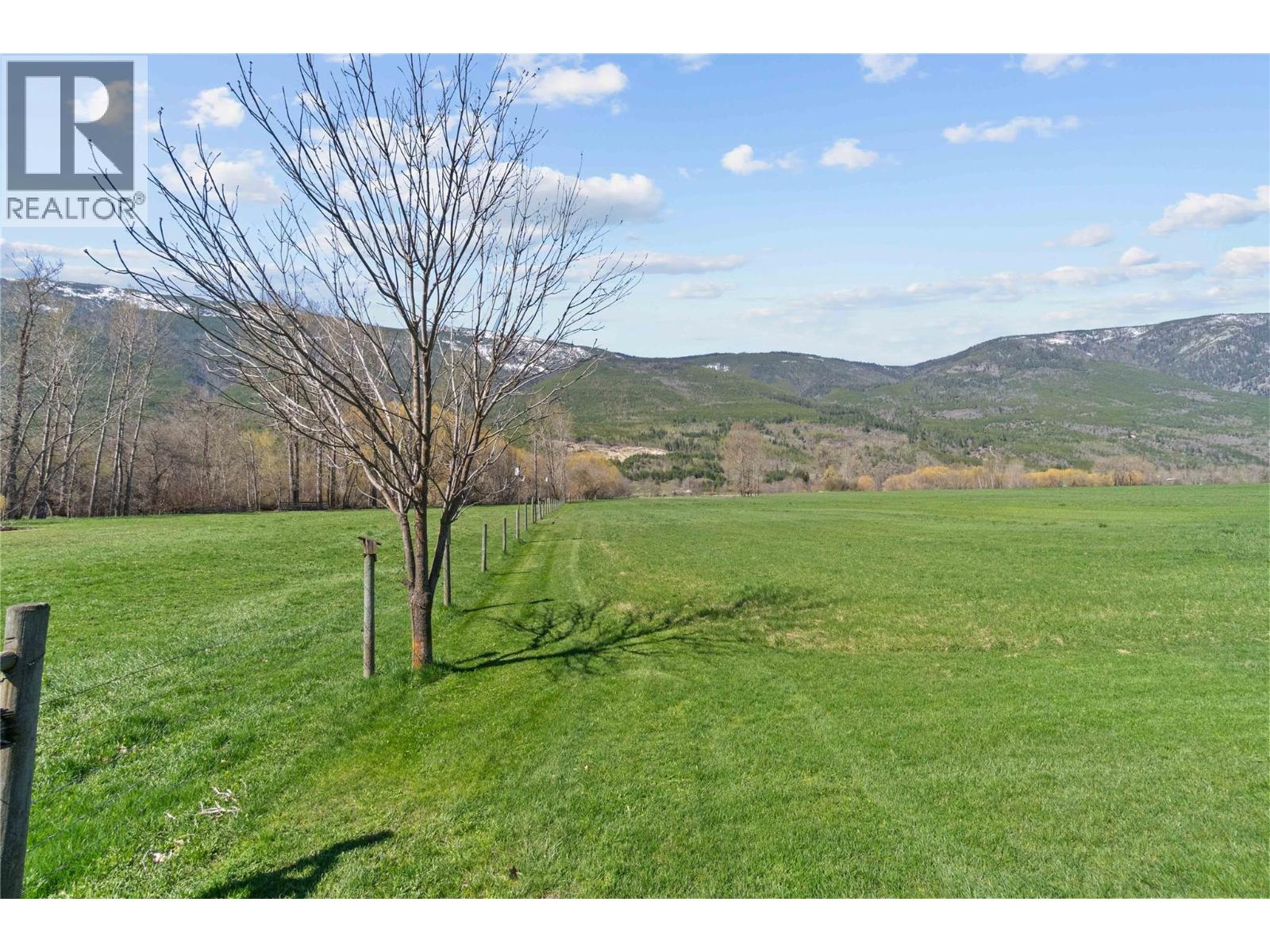 152 Salmon River Road, Salmon Arm, British Columbia  V1E 3E3 - Photo 77 - 10376292