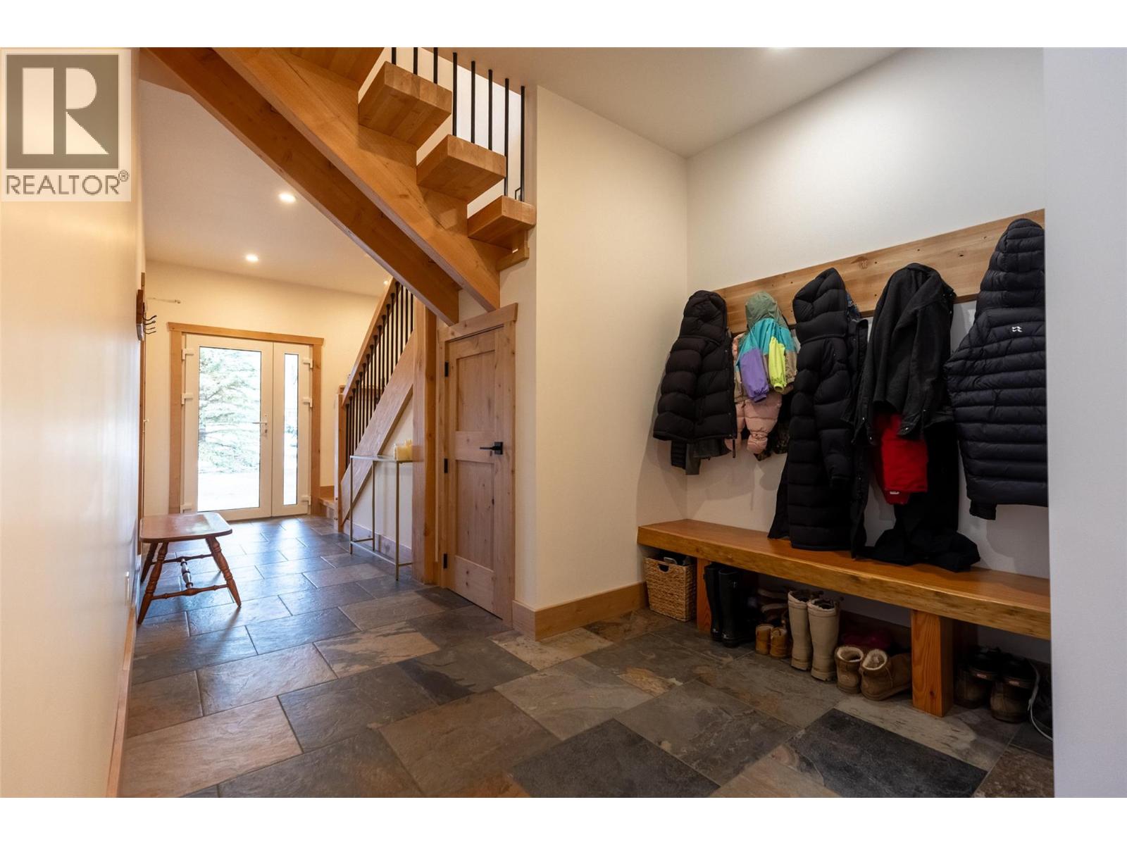 1360 Mcleod Avenue, Fernie, British Columbia  V0B 1M1 - Photo 14 - 10376100