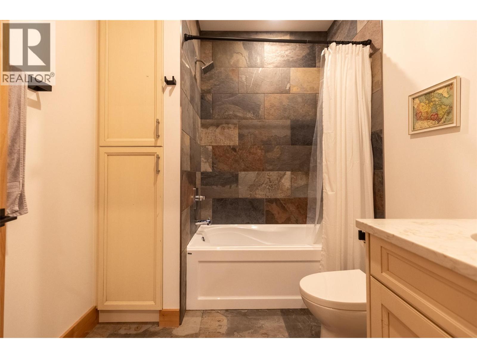 1360 Mcleod Avenue, Fernie, British Columbia  V0B 1M1 - Photo 25 - 10376100