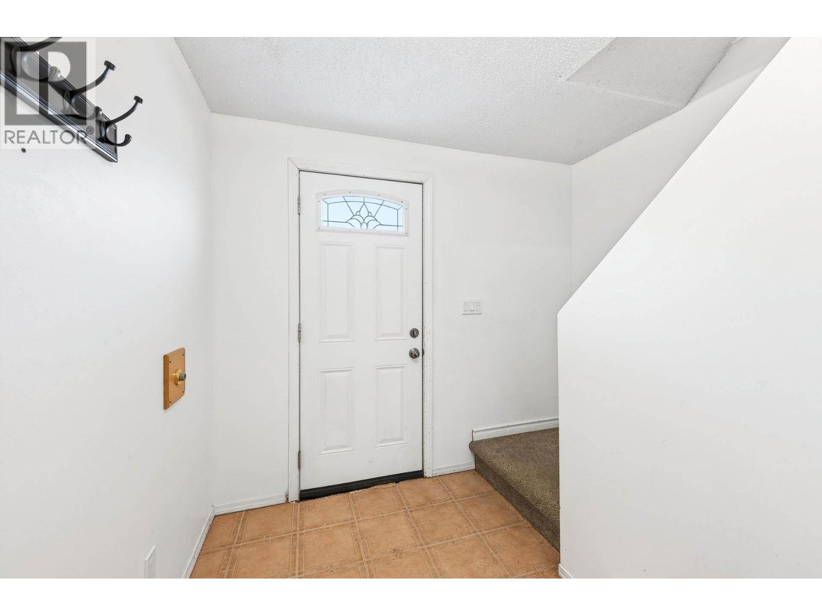 1605 Summit Drive Unit# 50, Kamloops, British Columbia  V2E 2A5 - Photo 2 - 10376281