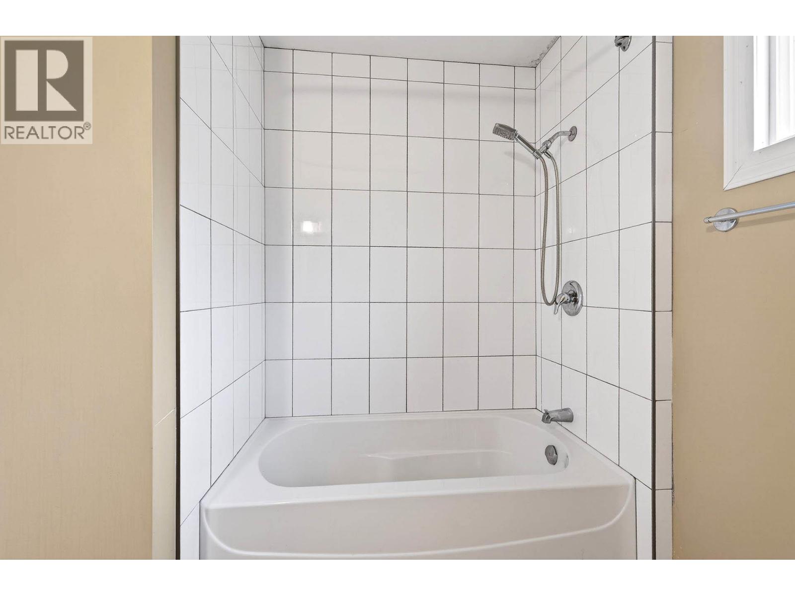 1605 Summit Drive Unit# 50, Kamloops, British Columbia  V2E 2A5 - Photo 20 - 10376281