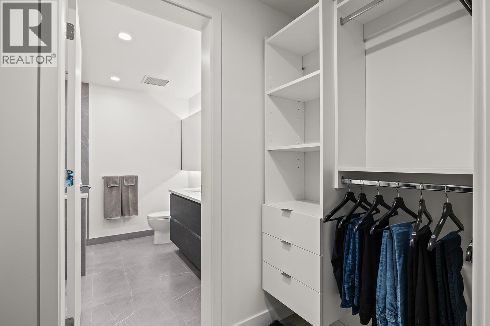 238 Leon Avenue Unit# 2007, Kelowna, British Columbia  V1Y 0N6 - Photo 35 - 10376202