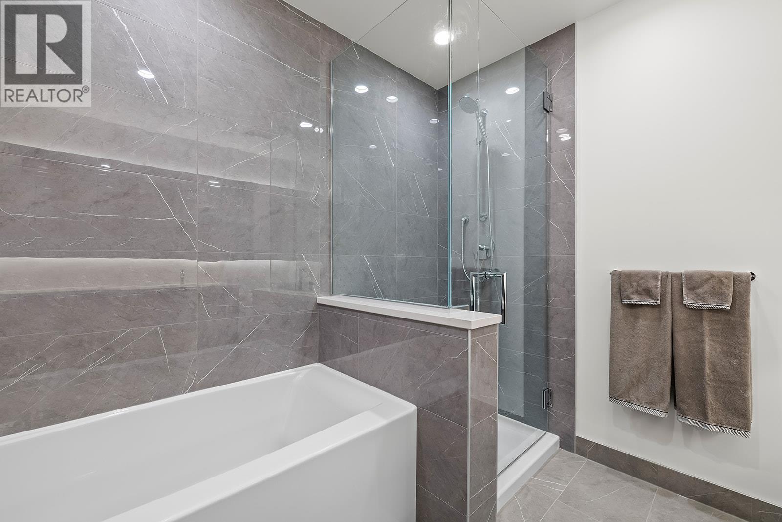 238 Leon Avenue Unit# 2007, Kelowna, British Columbia  V1Y 0N6 - Photo 37 - 10376202