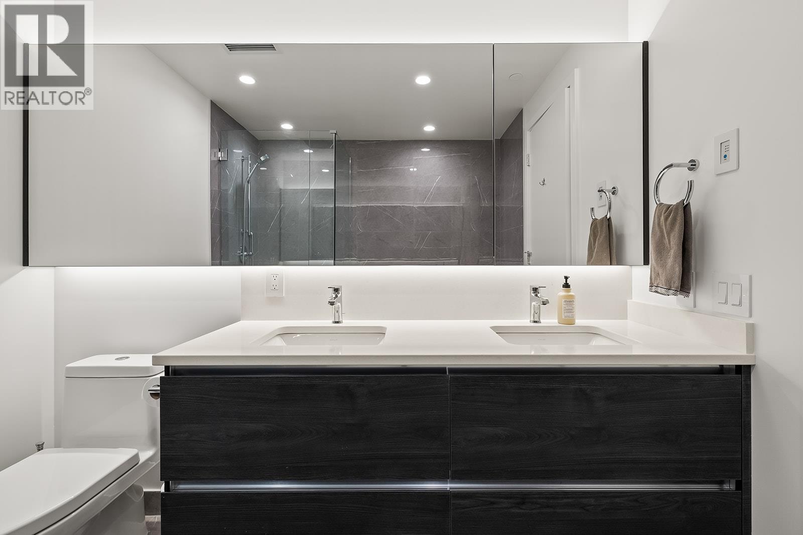 238 Leon Avenue Unit# 2007, Kelowna, British Columbia  V1Y 0N6 - Photo 39 - 10376202