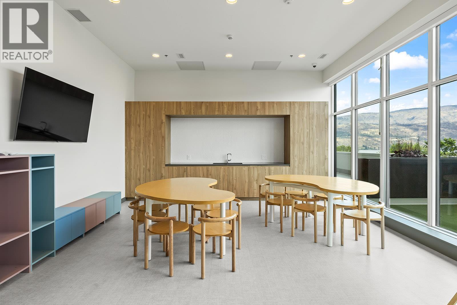 238 Leon Avenue Unit# 2007, Kelowna, British Columbia  V1Y 0N6 - Photo 53 - 10376202