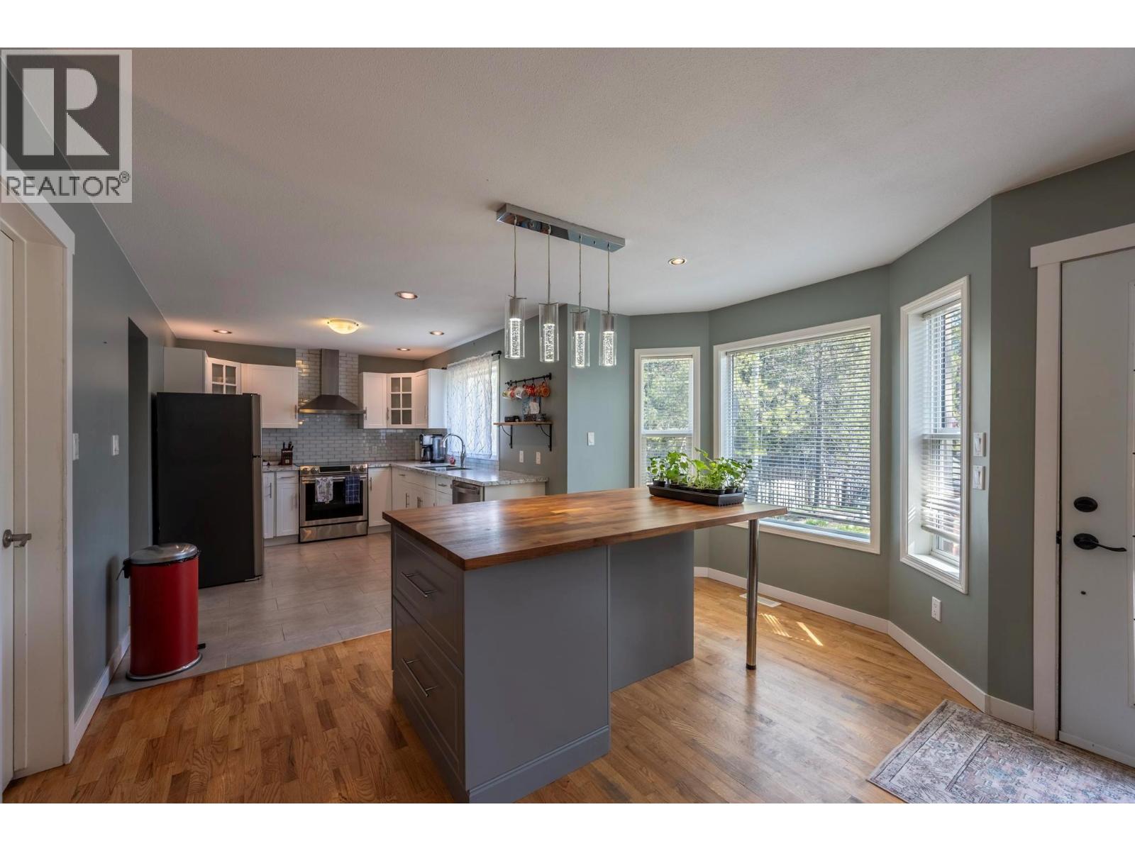 1424 Deer Ridge Road, Golden, British Columbia  V0A 1H1 - Photo 11 - 10376060