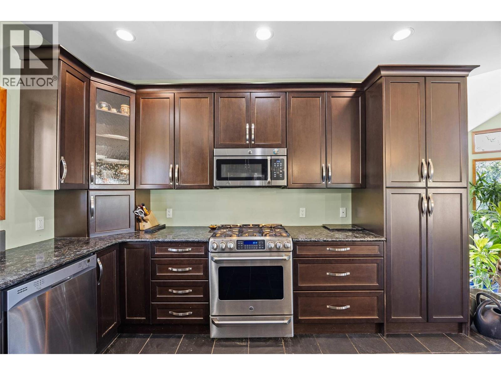 365 Riverwind Drive, Chase, British Columbia  V0E 1M1 - Photo 21 - 10376313