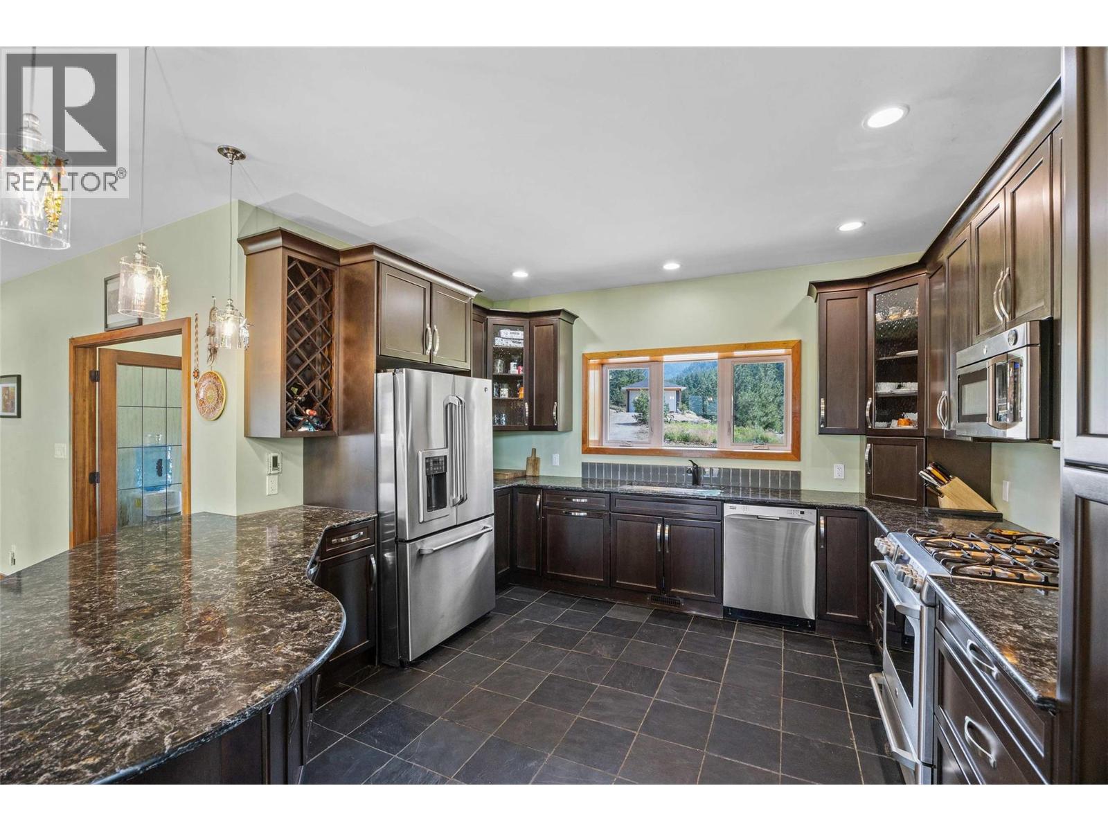 365 Riverwind Drive, Chase, British Columbia  V0E 1M1 - Photo 22 - 10376313