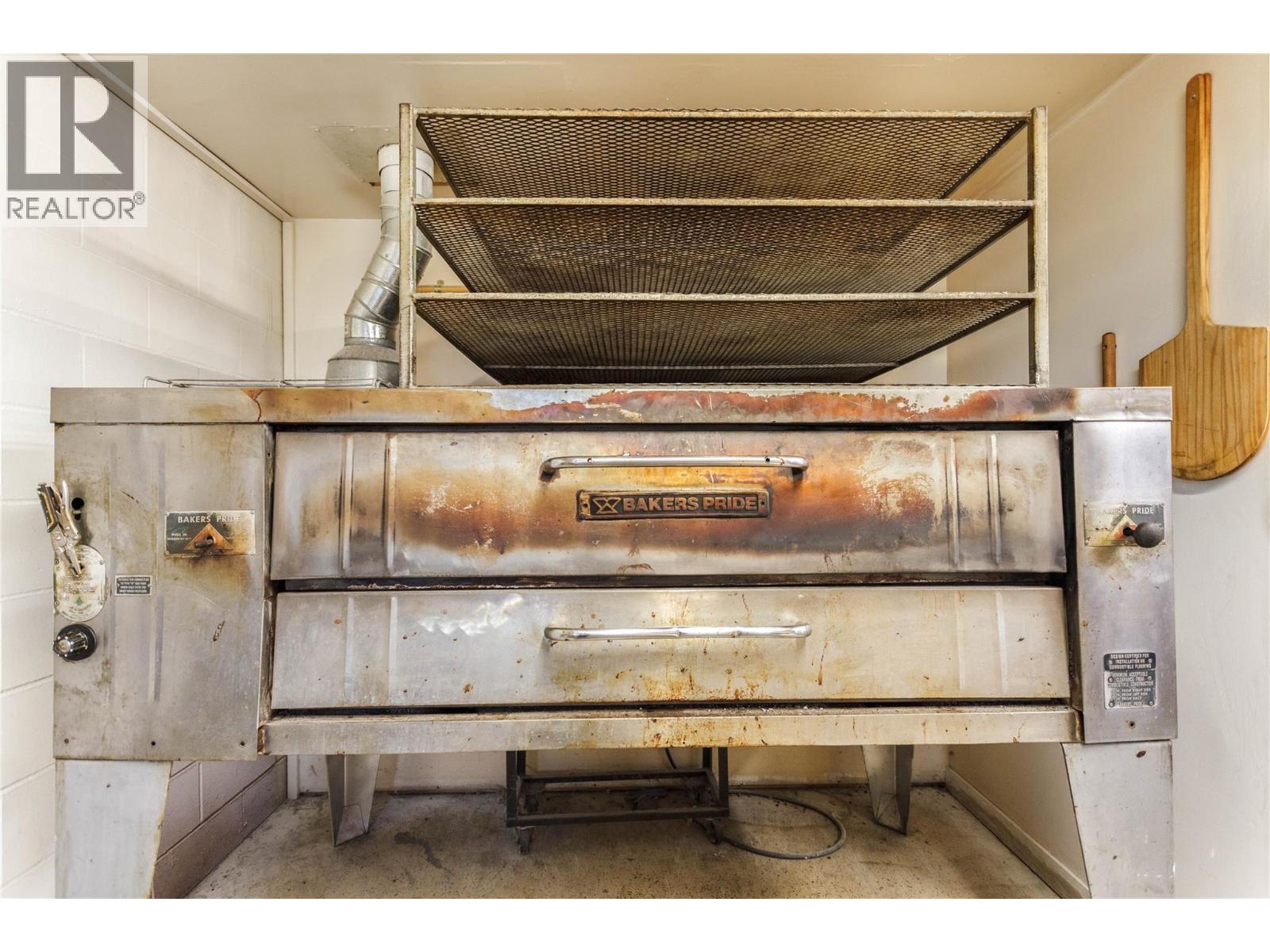 2037 Shuswap Avenue, Lumby, British Columbia  V0E 2G0 - Photo 12 - 10375066