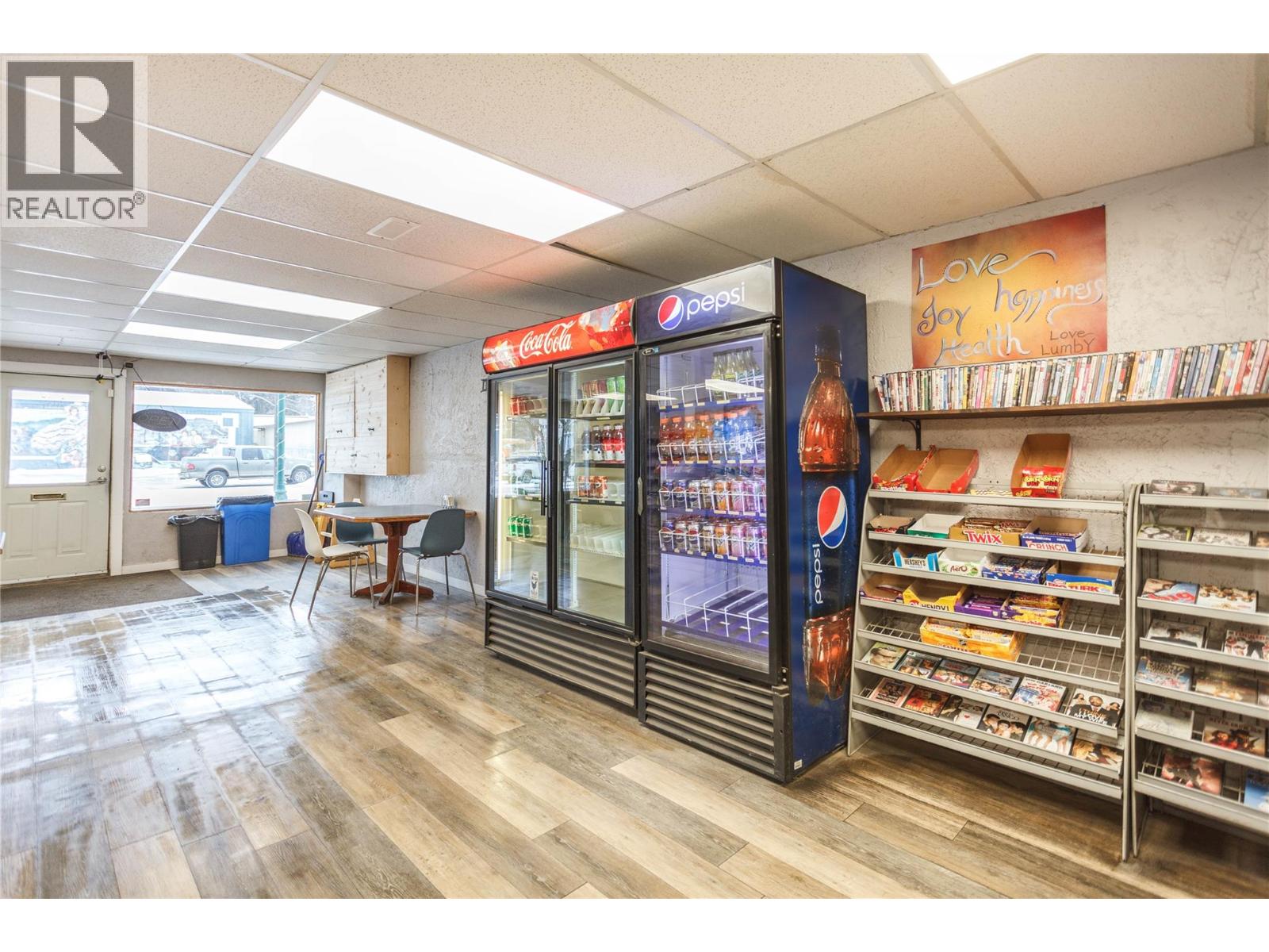 2037 Shuswap Avenue, Lumby, British Columbia  V0E 2G0 - Photo 9 - 10375066