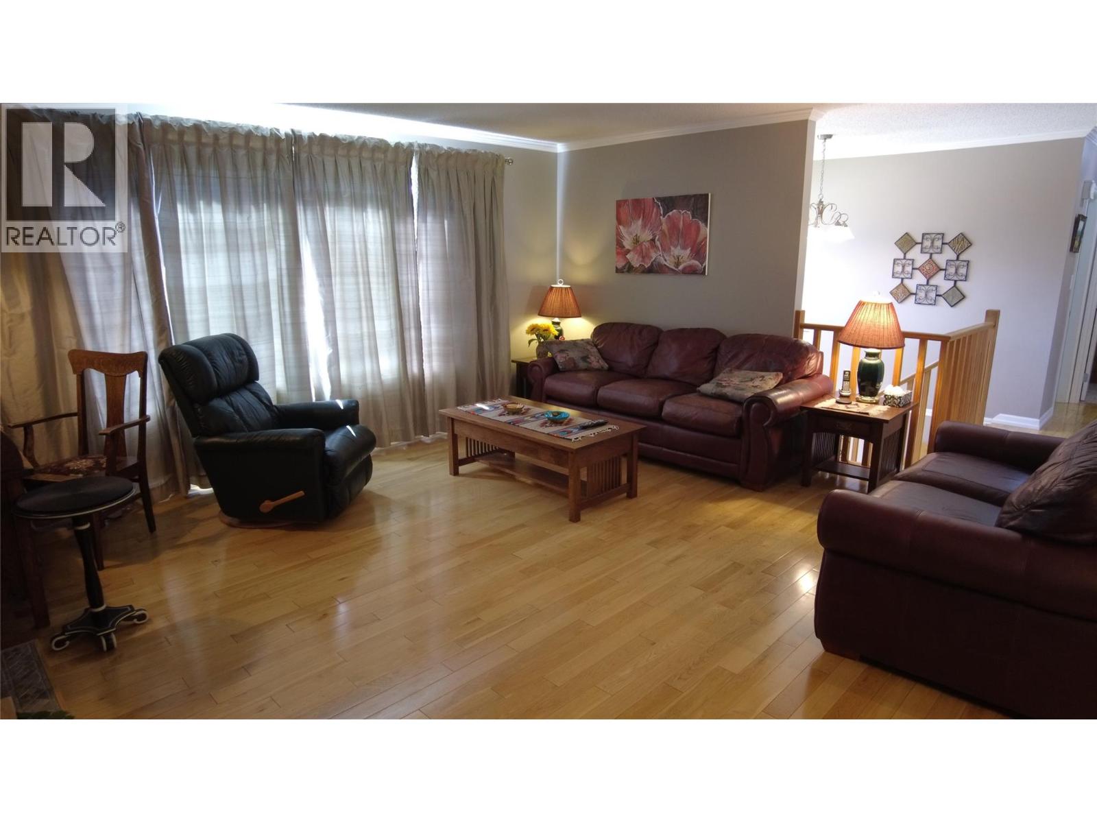 7389 Valley Heights Drive, Grand Forks, British Columbia  V0H 1H0 - Photo 9 - 10376190