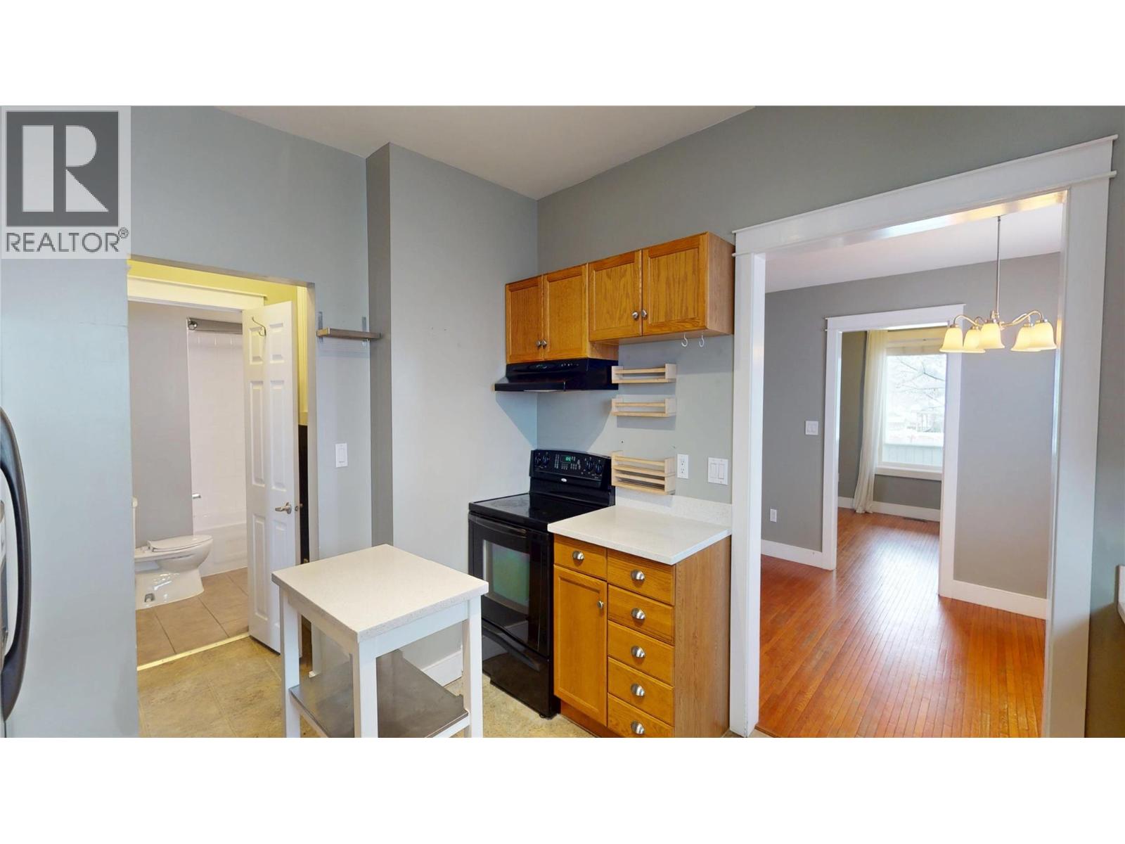 109 13th Avenue S, Cranbrook, British Columbia  V1C 2V6 - Photo 16 - 10376015