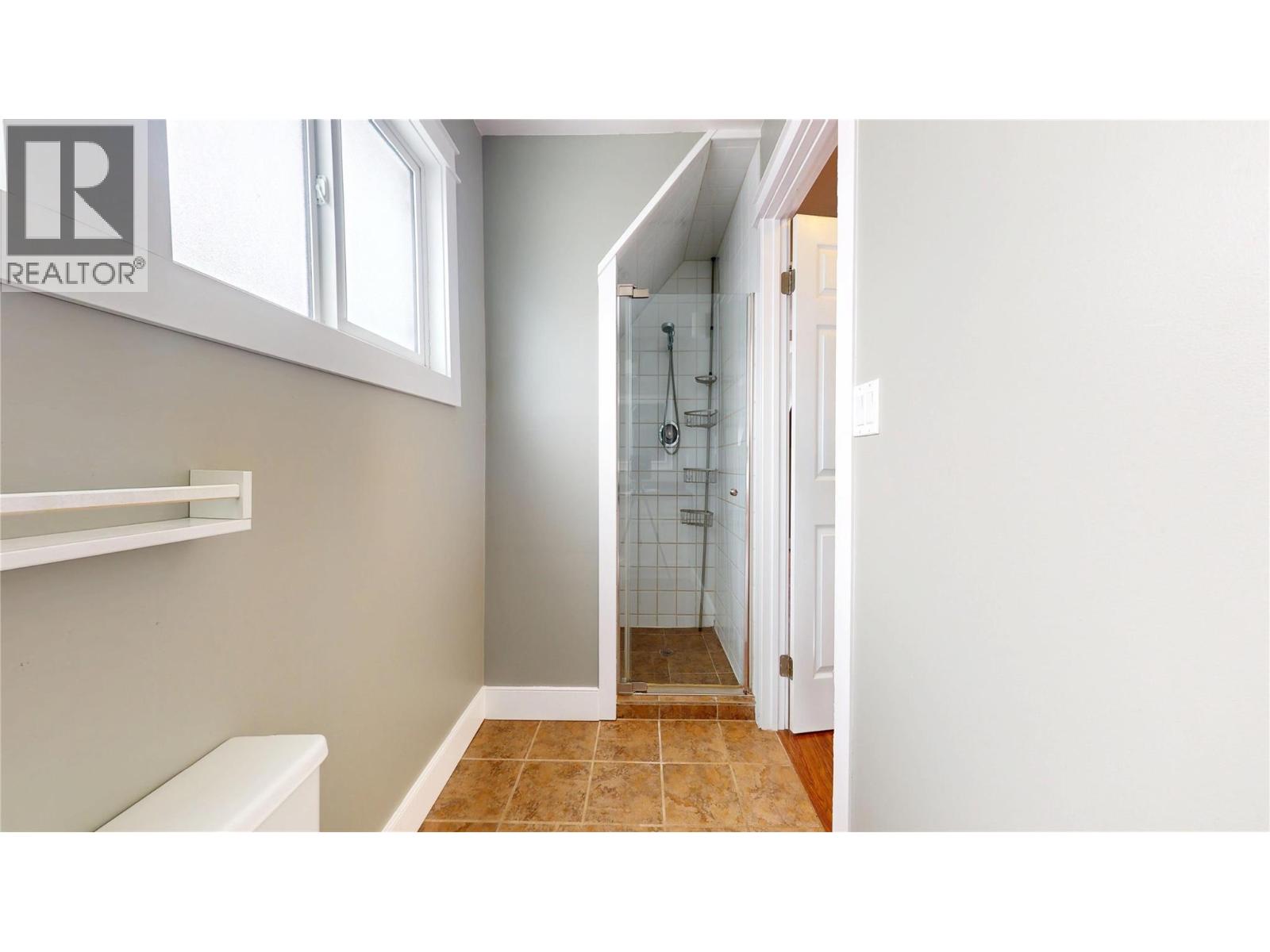 109 13th Avenue S, Cranbrook, British Columbia  V1C 2V6 - Photo 27 - 10376015