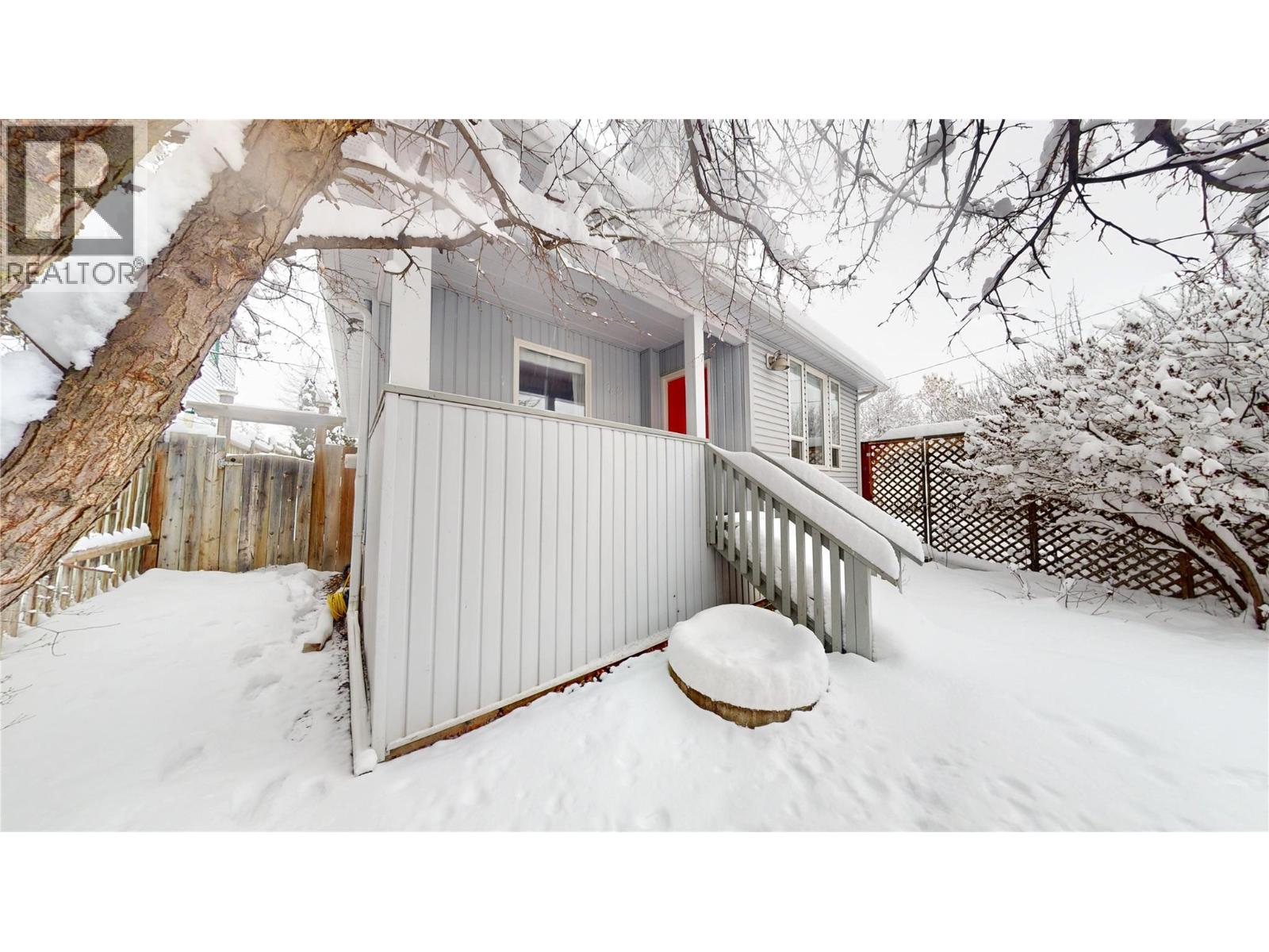 109 13th Avenue S, Cranbrook, British Columbia  V1C 2V6 - Photo 4 - 10376015