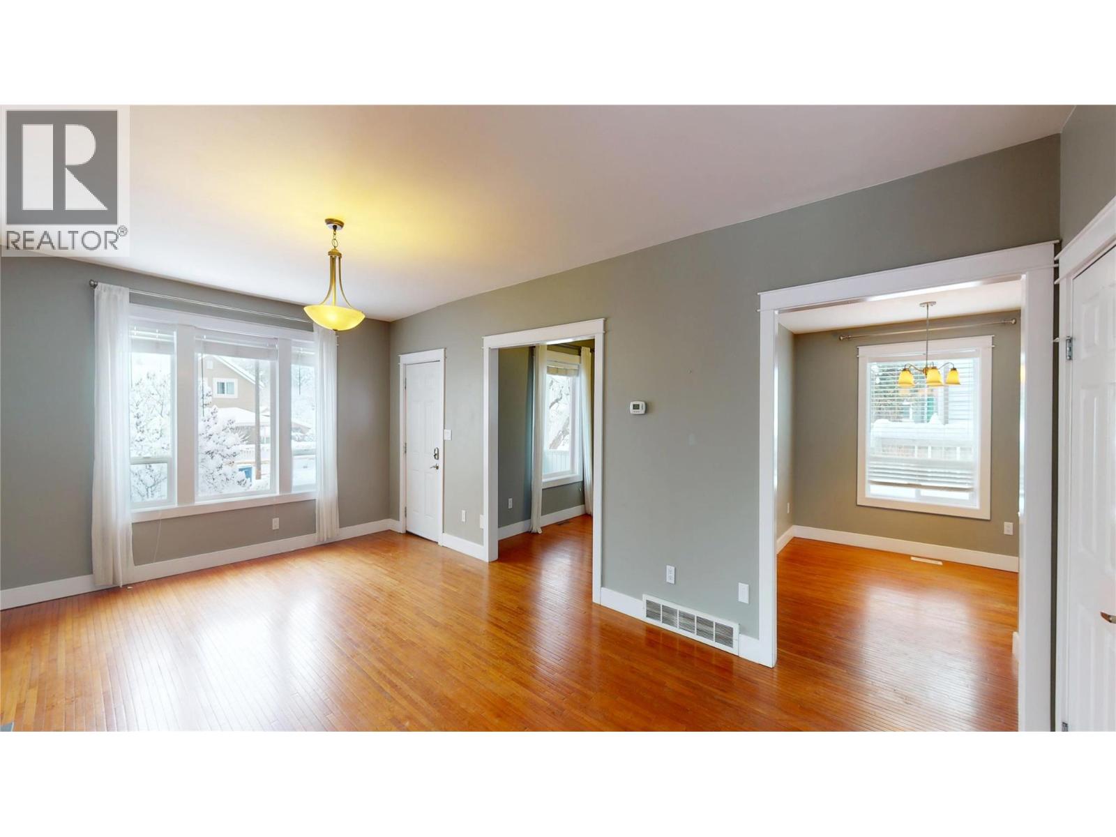 109 13th Avenue S, Cranbrook, British Columbia  V1C 2V6 - Photo 8 - 10376015