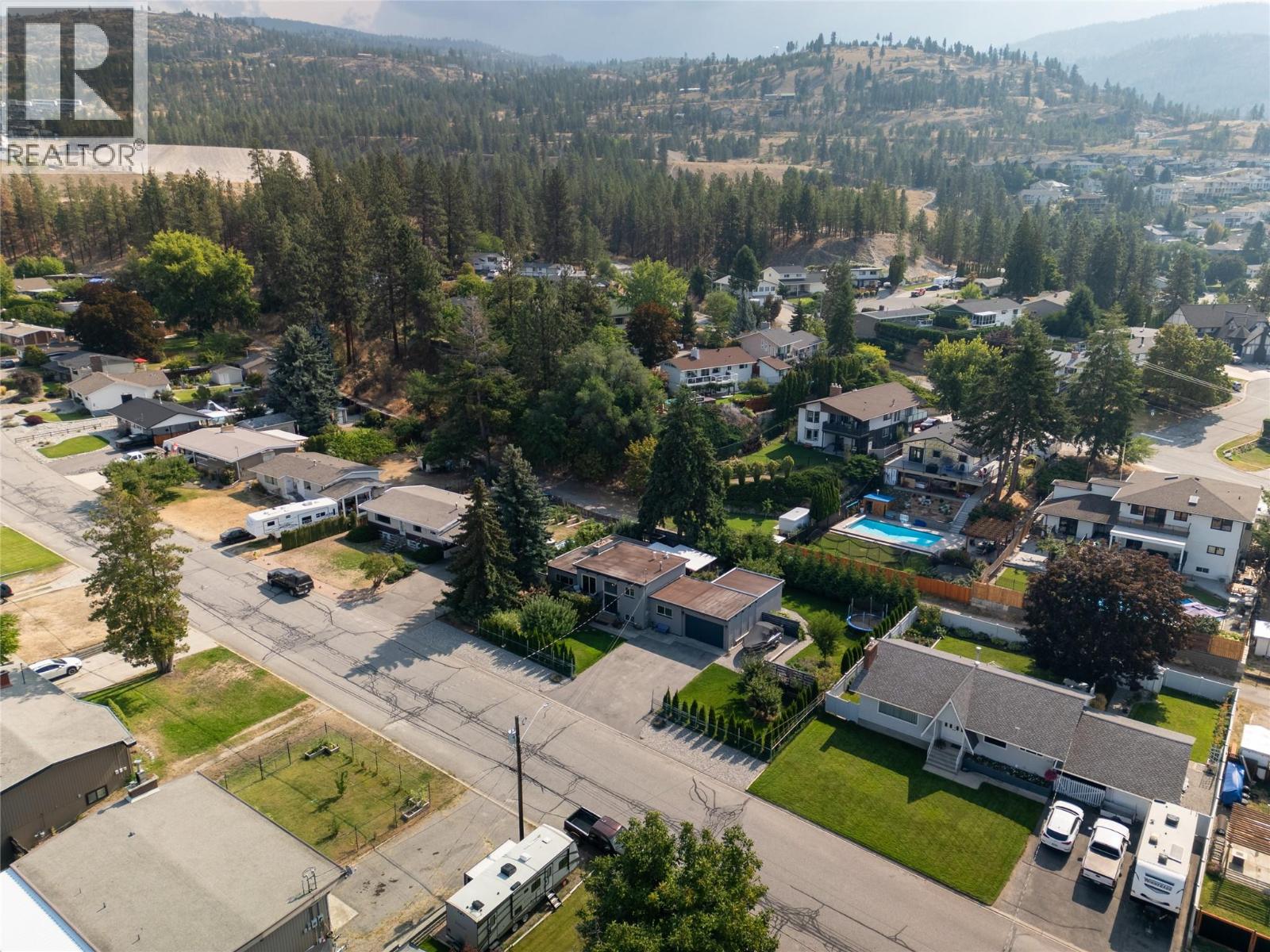 1618 Duncan Ave E Avenue, Penticton, British Columbia  V2A 2X9 - Photo 35 - 10376158