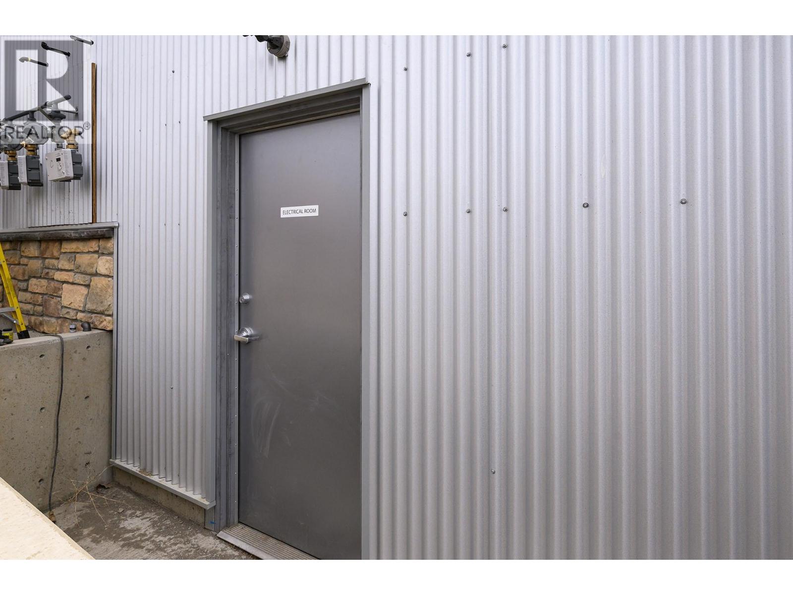 240 Larkspur Street, Kamloops, British Columbia  V2B 2M4 - Photo 27 - 10375833