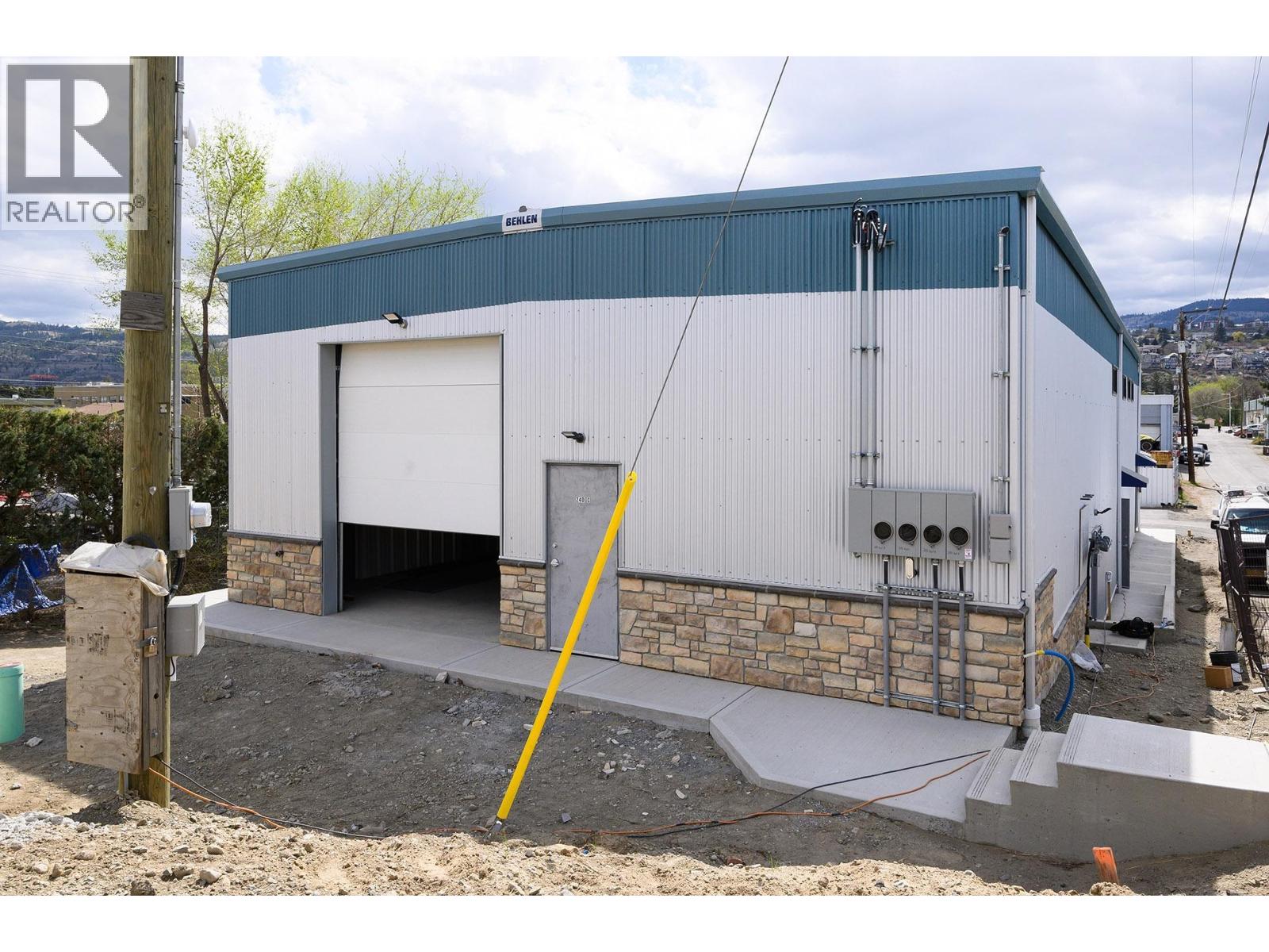 240 Larkspur Street, Kamloops, British Columbia  V2B 2M4 - Photo 6 - 10375833