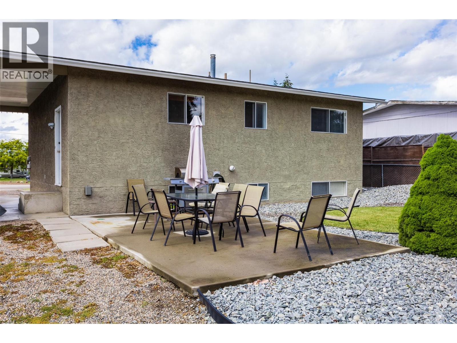 685 Quigley Road, Kelowna, British Columbia  V1X 1A6 - Photo 21 - 10376161