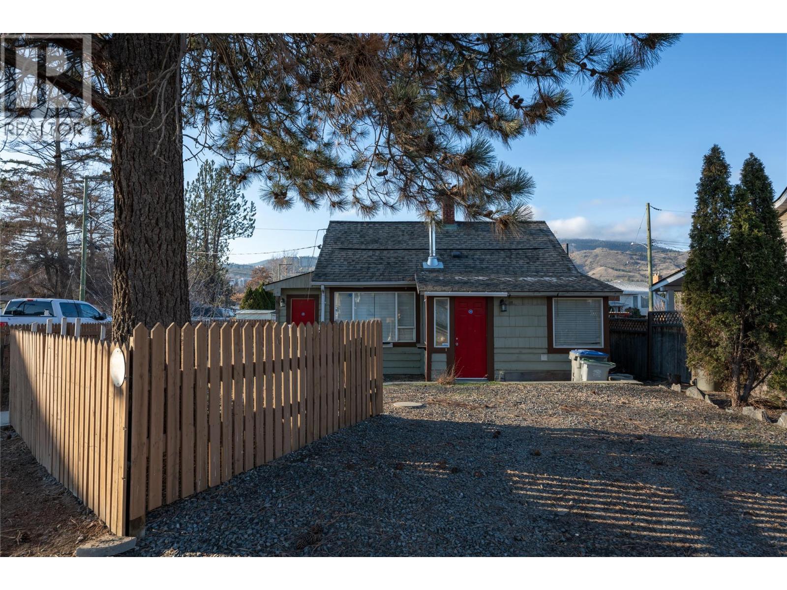 308 Alexander Avenue, Kamloops, British Columbia  V2B 3R3 - Photo 4 - 10376102