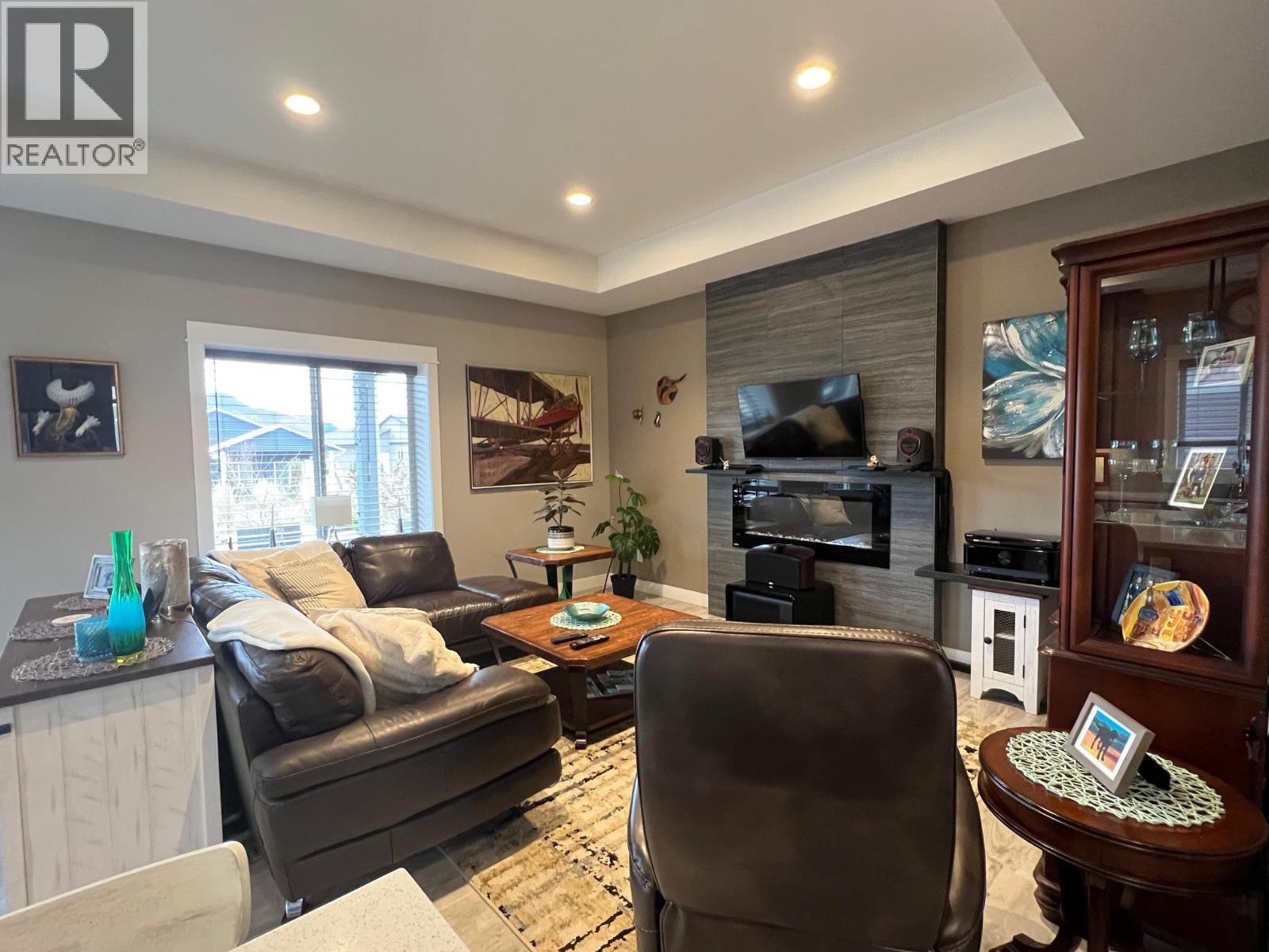 905 9th Avenue, Vernon, British Columbia  V1H 1Z1 - Photo 4 - 10374709