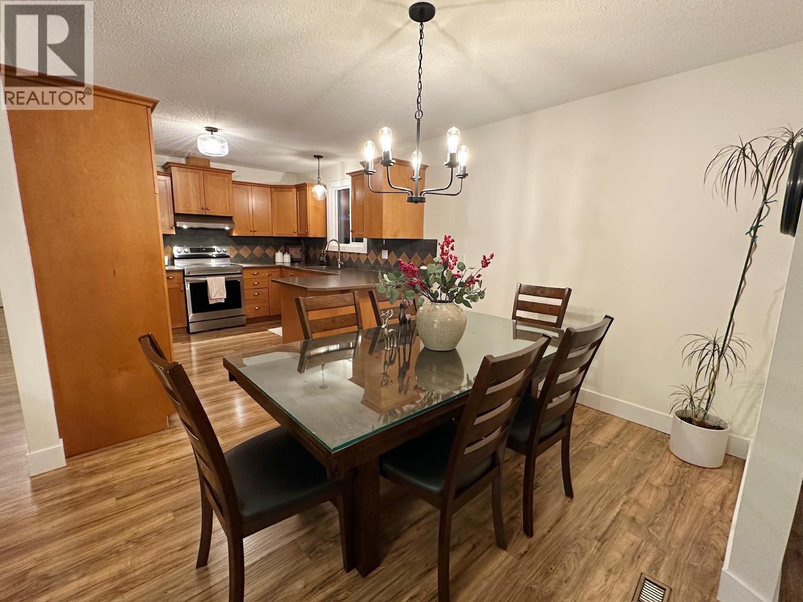 995 Graf Road, Kelowna, British Columbia  V1P 1C1 - Photo 18 - 10376231