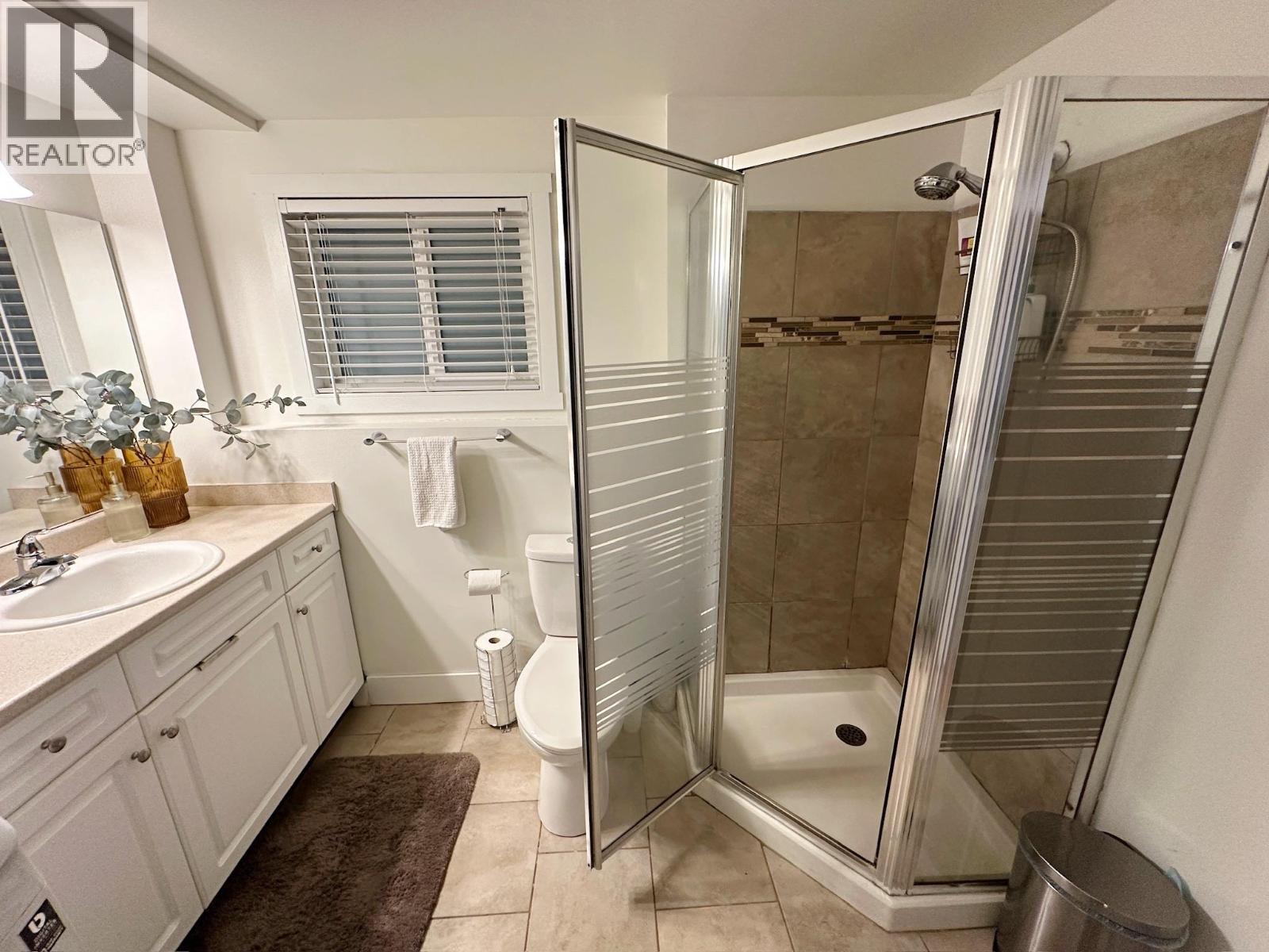 995 Graf Road, Kelowna, British Columbia  V1P 1C1 - Photo 40 - 10376231