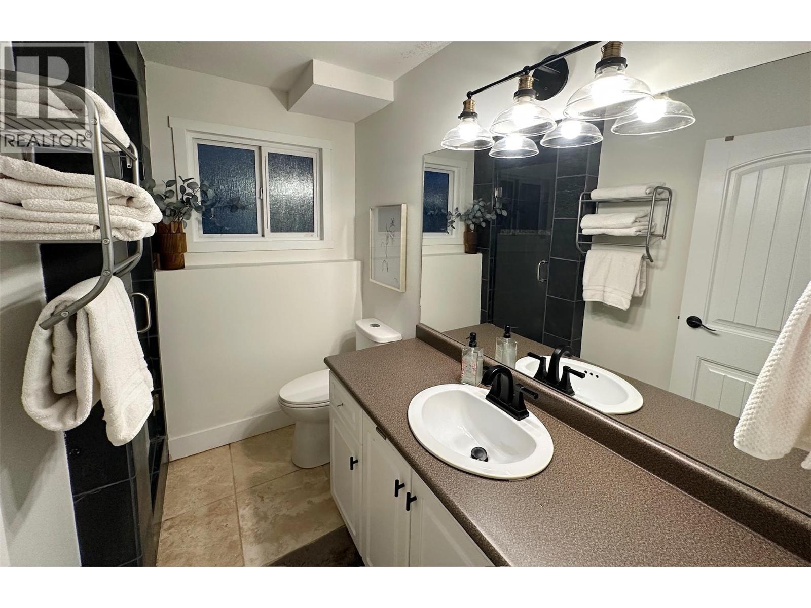 995 Graf Road, Kelowna, British Columbia  V1P 1C1 - Photo 46 - 10376231