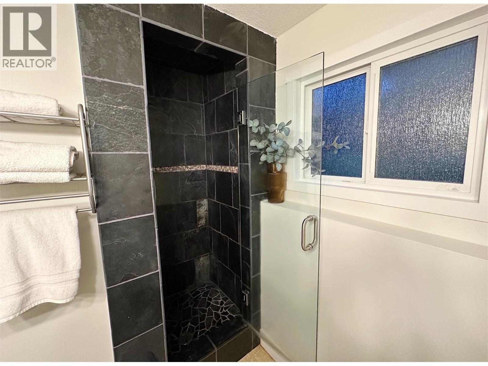 995 Graf Road, Kelowna, British Columbia  V1P 1C1 - Photo 47 - 10376231