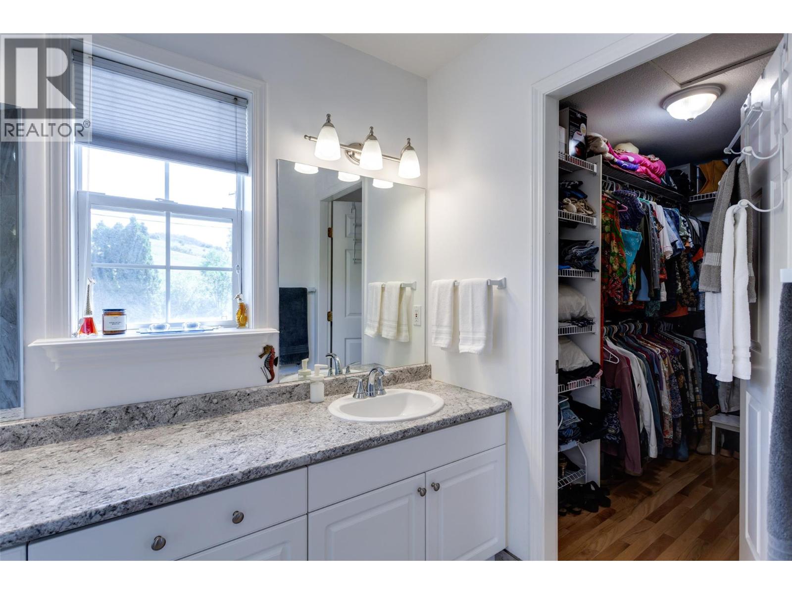 2205 Canary Place, Vernon, British Columbia  V1H 1R3 - Photo 38 - 10376182