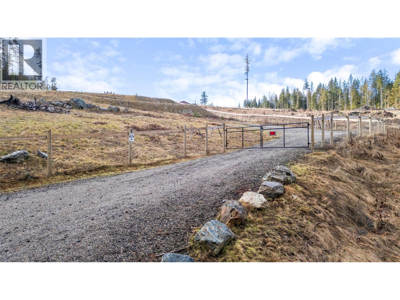 6226 Armstrong Road, Eagle Bay, British Columbia  V0E 1T0 - Photo 15 - 10376354