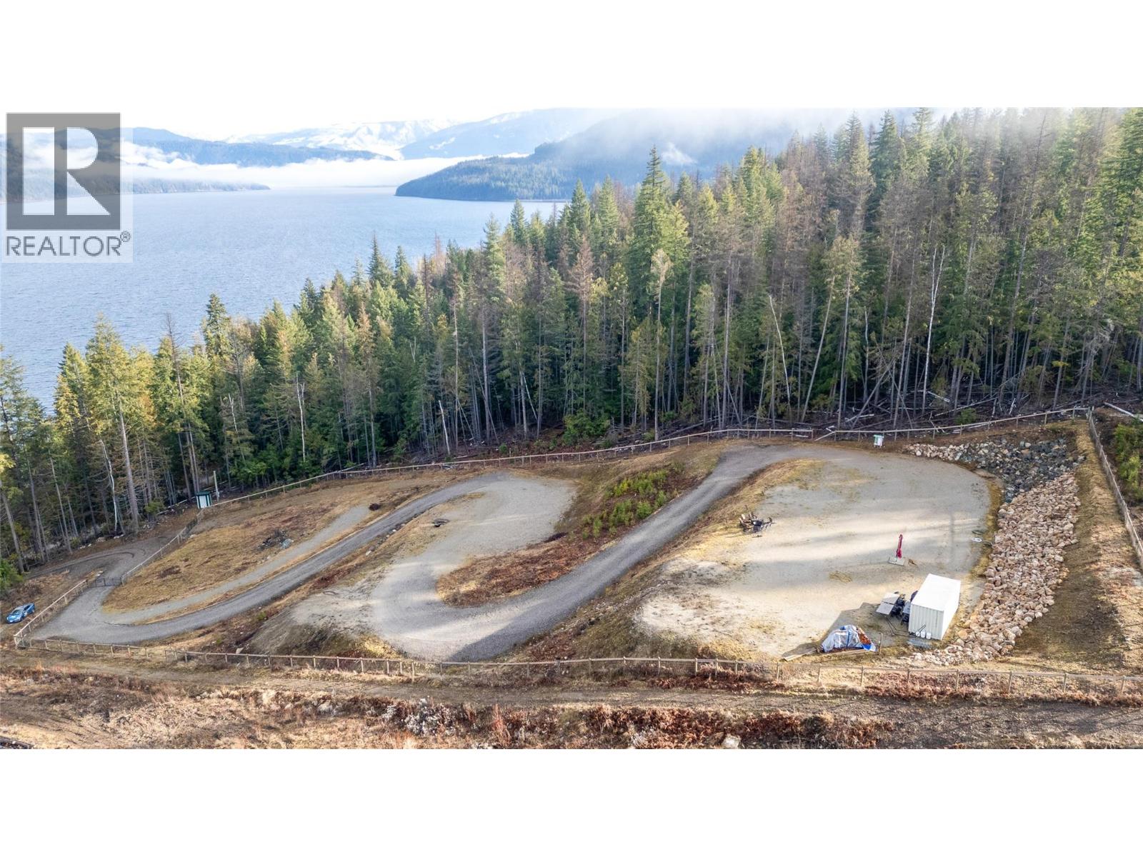 6226 Armstrong Road, Eagle Bay, British Columbia  V0E 1T0 - Photo 7 - 10376354