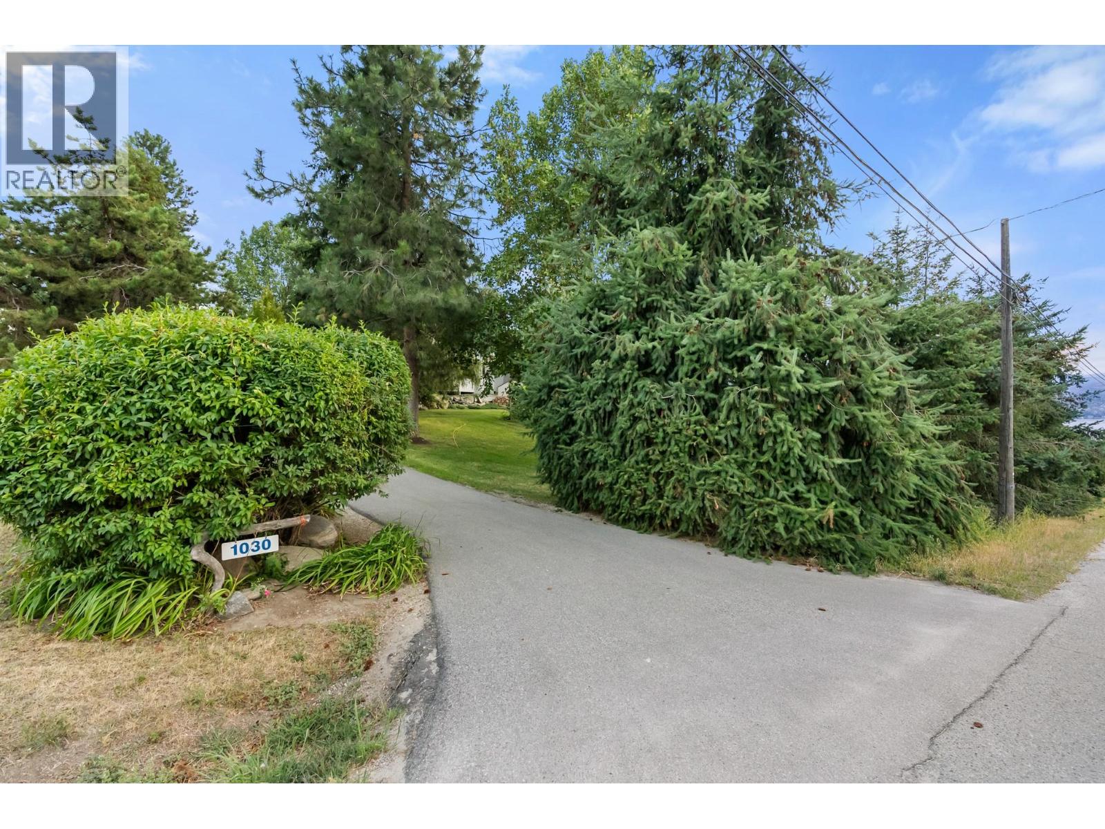 1030 King Drive, naramata, British Columbia