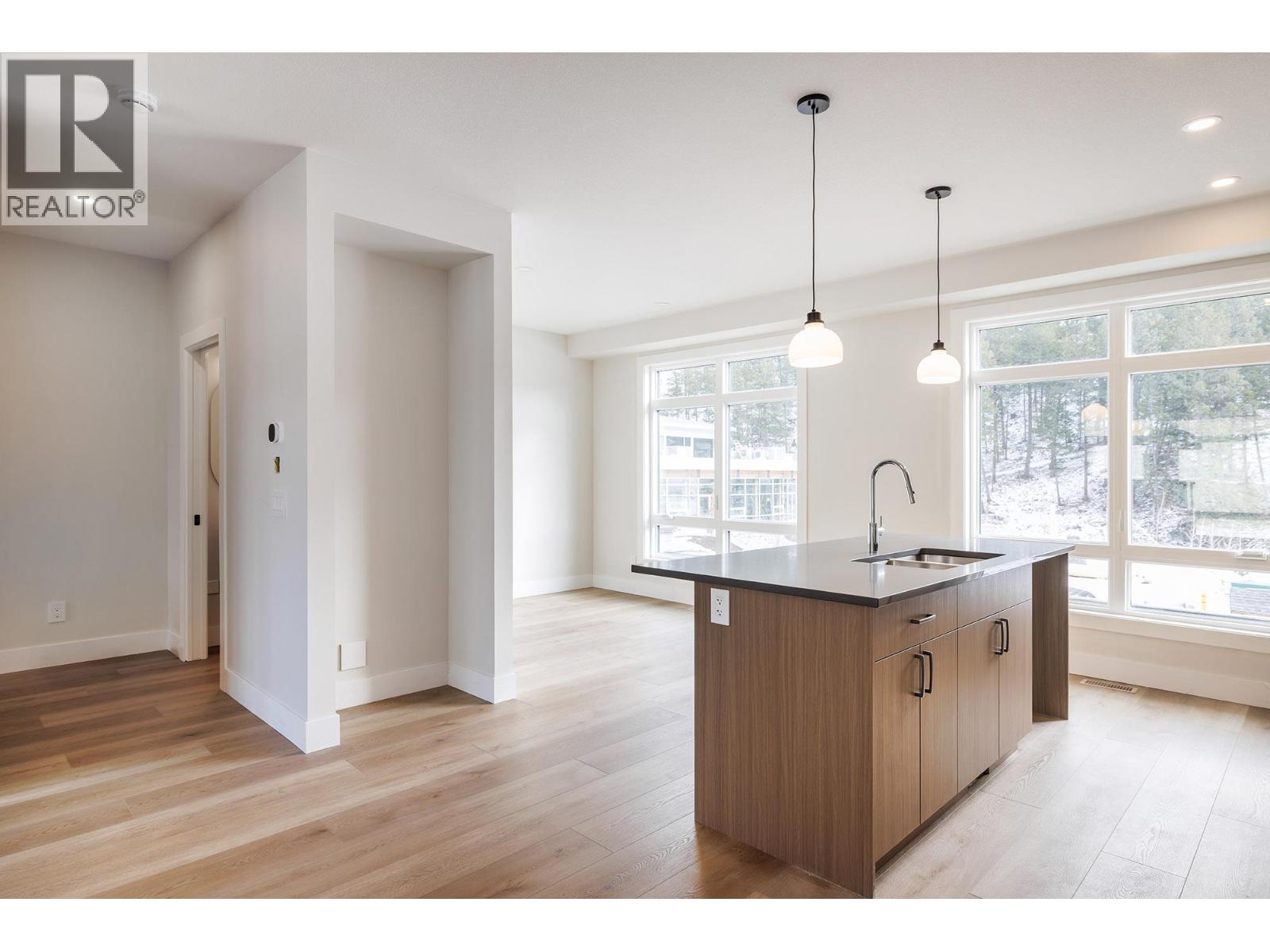 3425 Hilltown Drive Unit# 2, Kelowna, British Columbia  V1V 2B5 - Photo 11 - 10376345