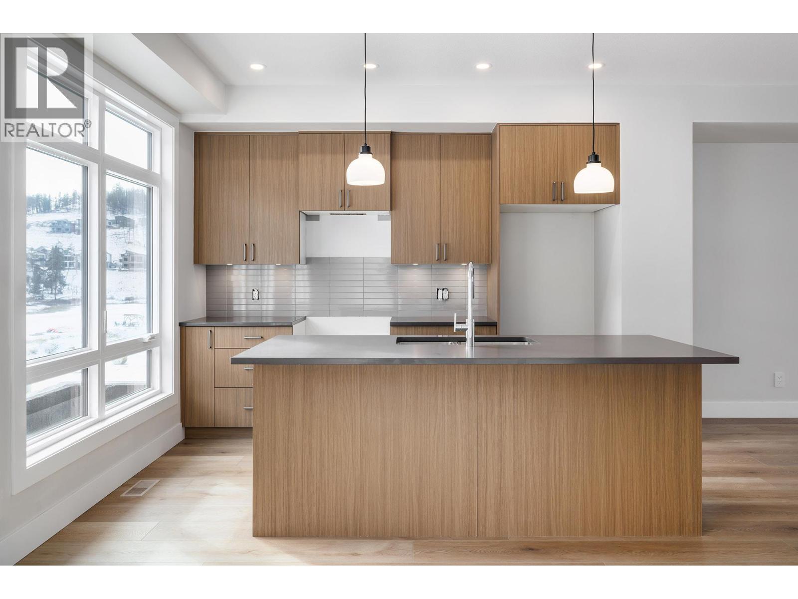 3425 Hilltown Drive Unit# 2, Kelowna, British Columbia  V1V 2B5 - Photo 7 - 10376345