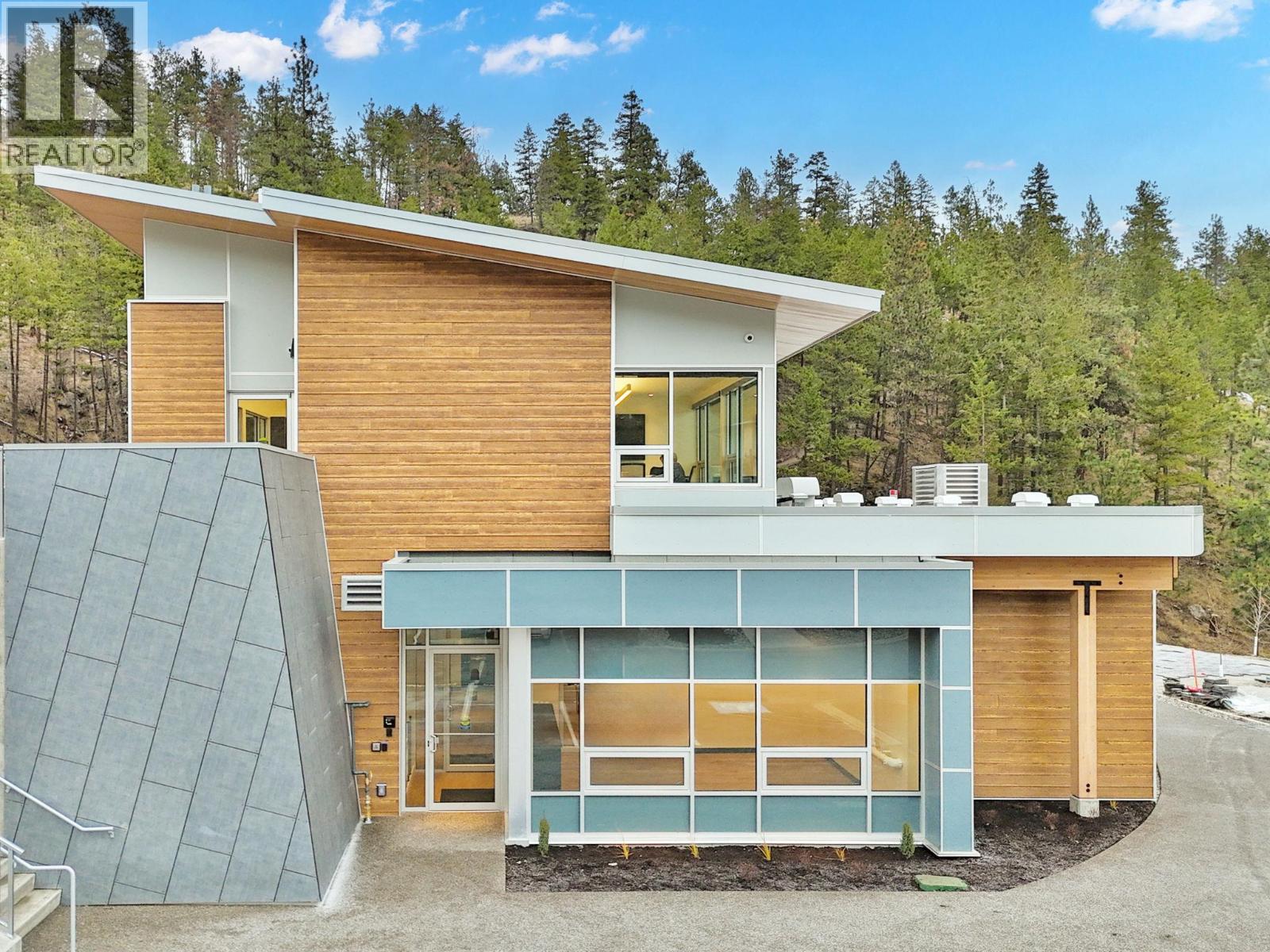 3425 Hilltown Drive Unit# 2, Kelowna, British Columbia  V1V 2B5 - Photo 70 - 10376345