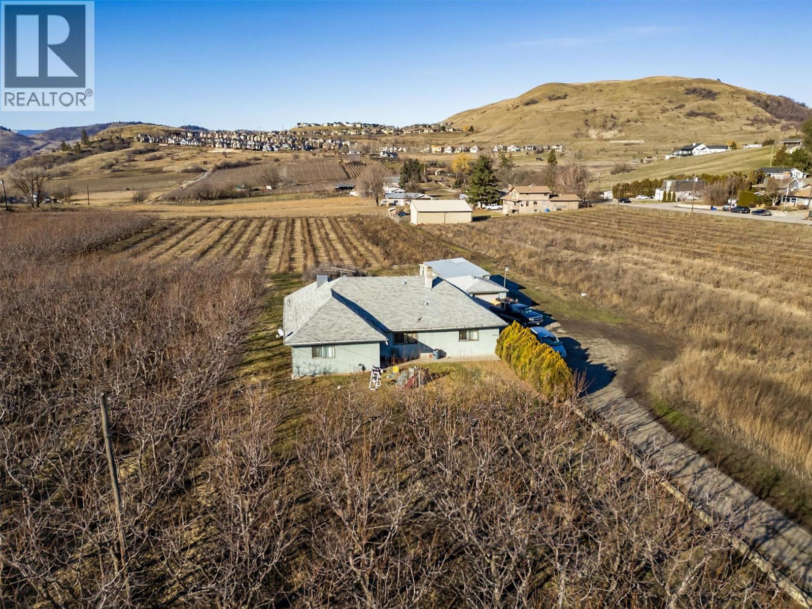 9810 Venables Drive, Coldstream, British Columbia  V1B 2J9 - Photo 11 - 10376335