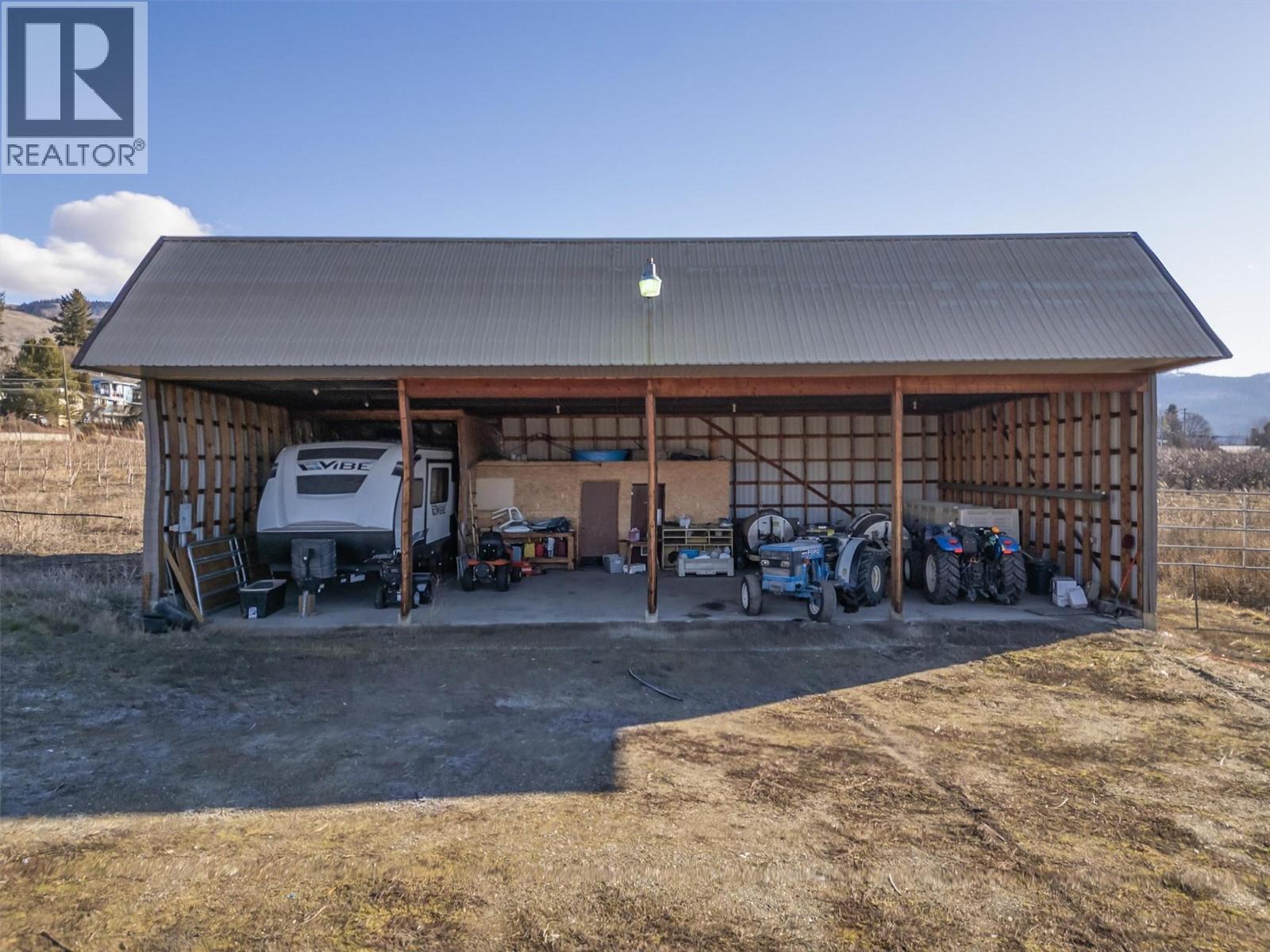 9810 Venables Drive, Coldstream, British Columbia  V1B 2J9 - Photo 15 - 10376335