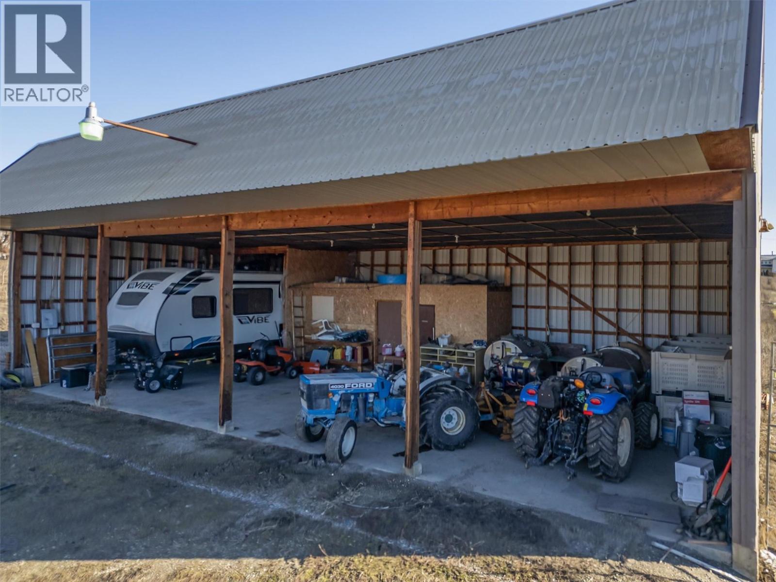 9810 Venables Drive, Coldstream, British Columbia  V1B 2J9 - Photo 16 - 10376335