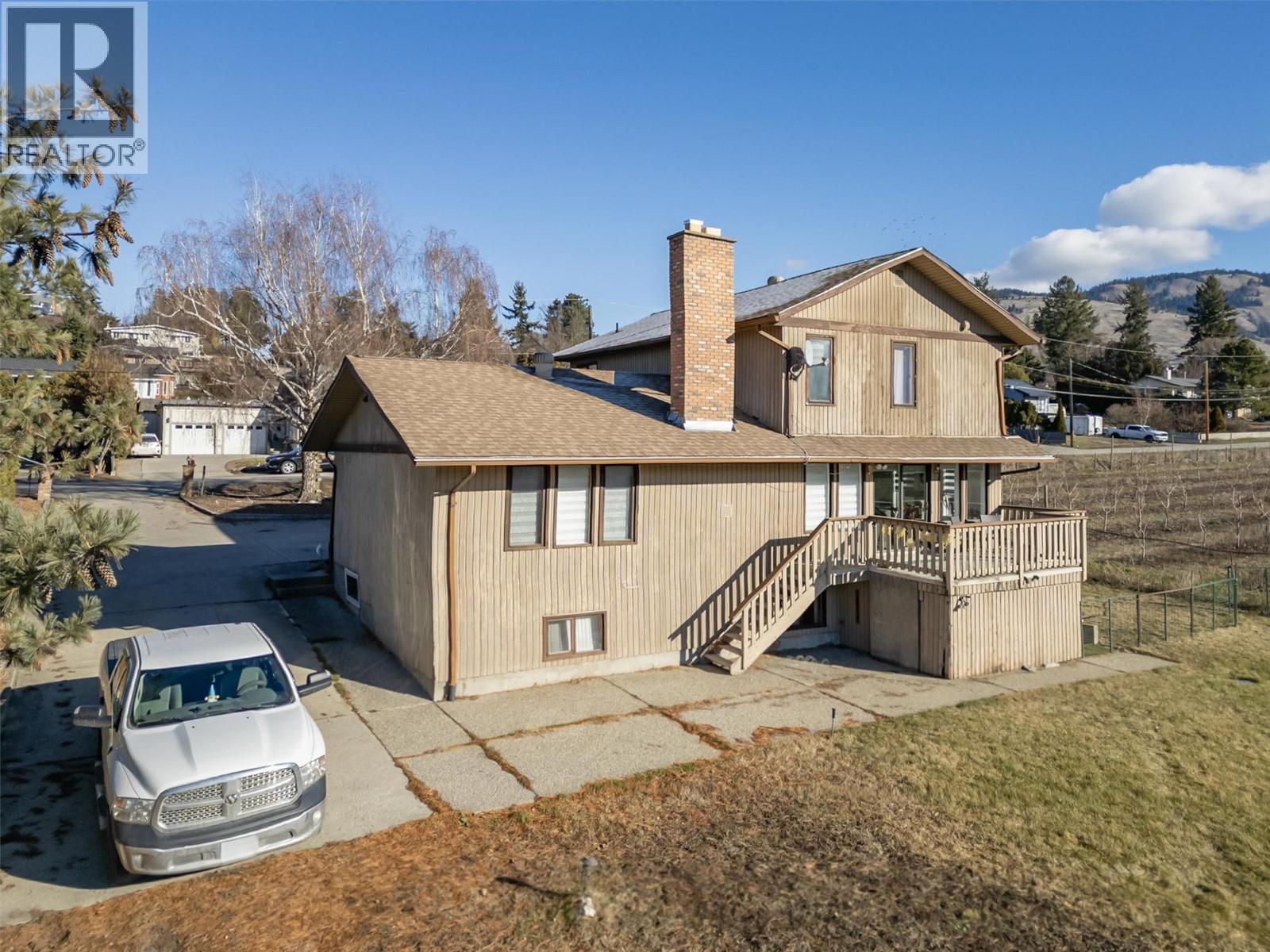 9810 Venables Drive, Coldstream, British Columbia  V1B 2J9 - Photo 6 - 10376335