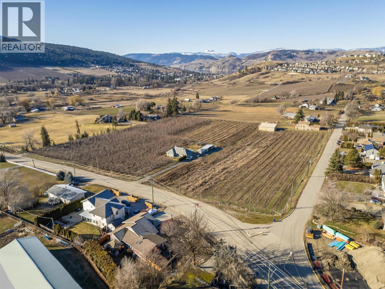 9810 Venables Drive, Coldstream, British Columbia  V1B 2J9 - Photo 7 - 10376335