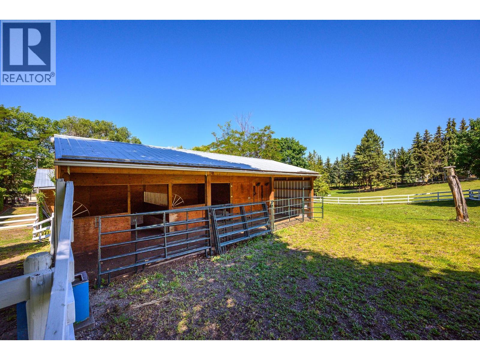 6775 L&a Road, Vernon, British Columbia  V1B 3T1 - Photo 28 - 10376253