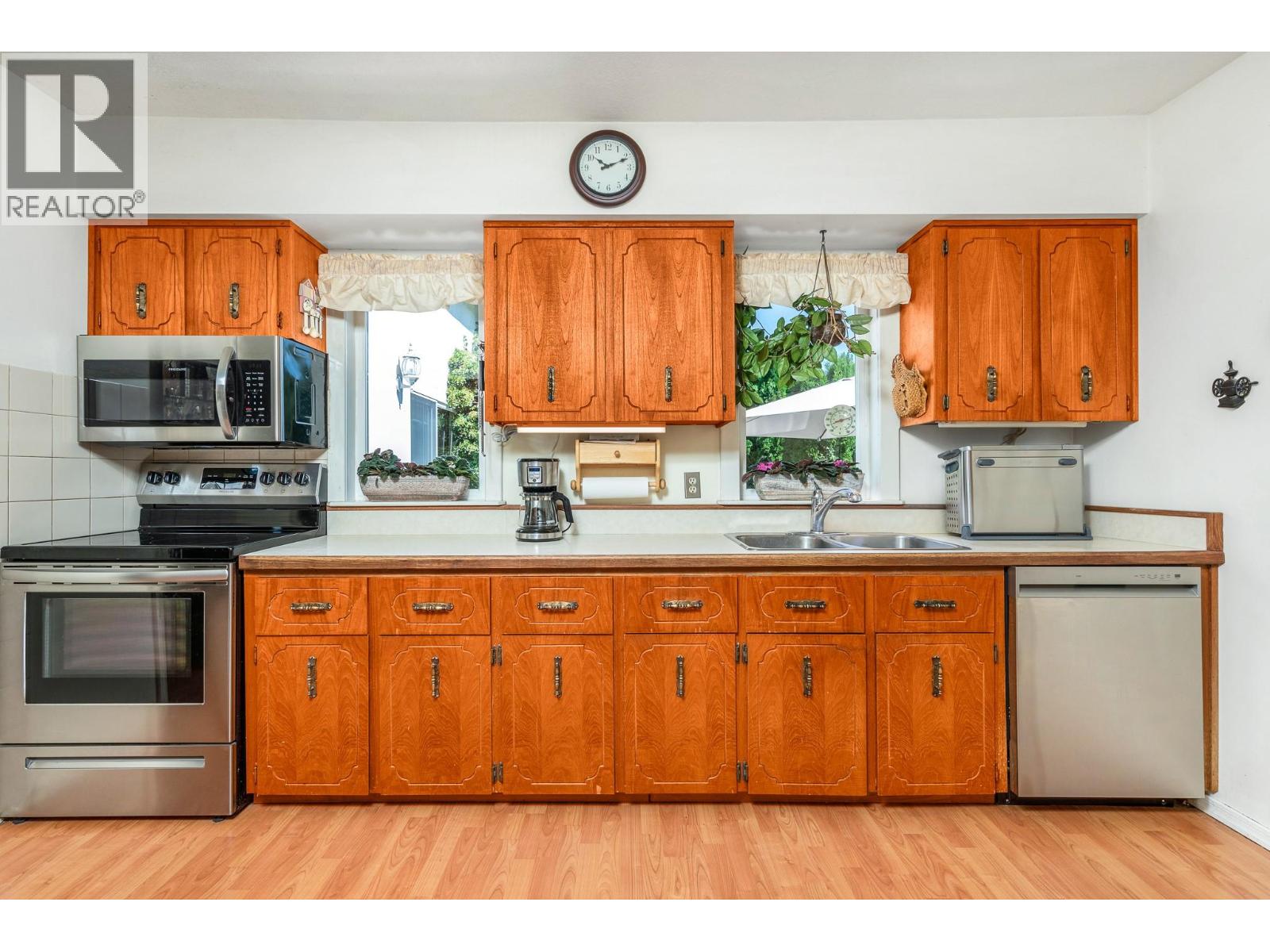 6775 L&a Road, Vernon, British Columbia  V1B 3T1 - Photo 7 - 10376253