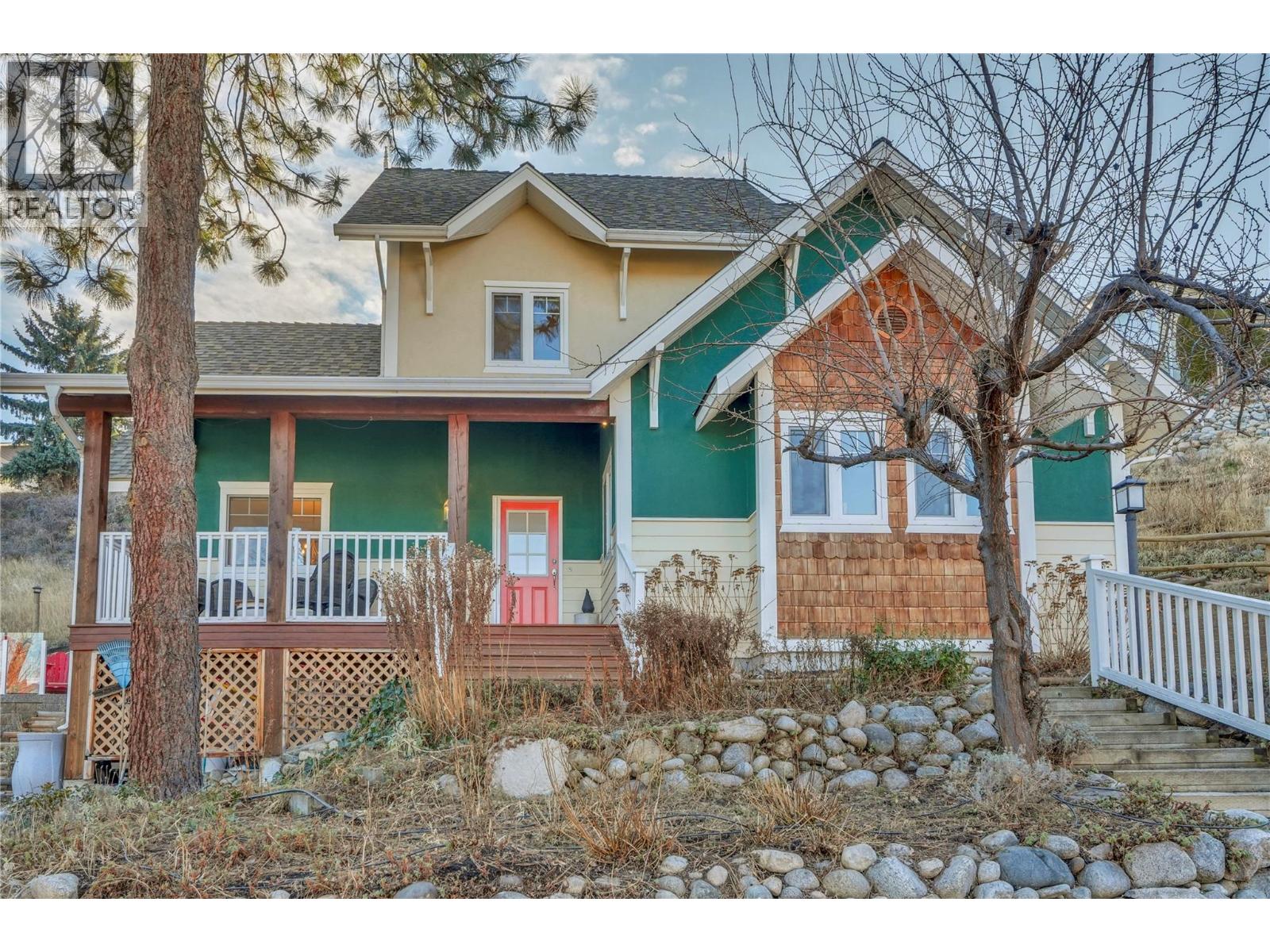 5733 Clark Street, Summerland, British Columbia  V0H 1Z4 - Photo 1 - 10373440